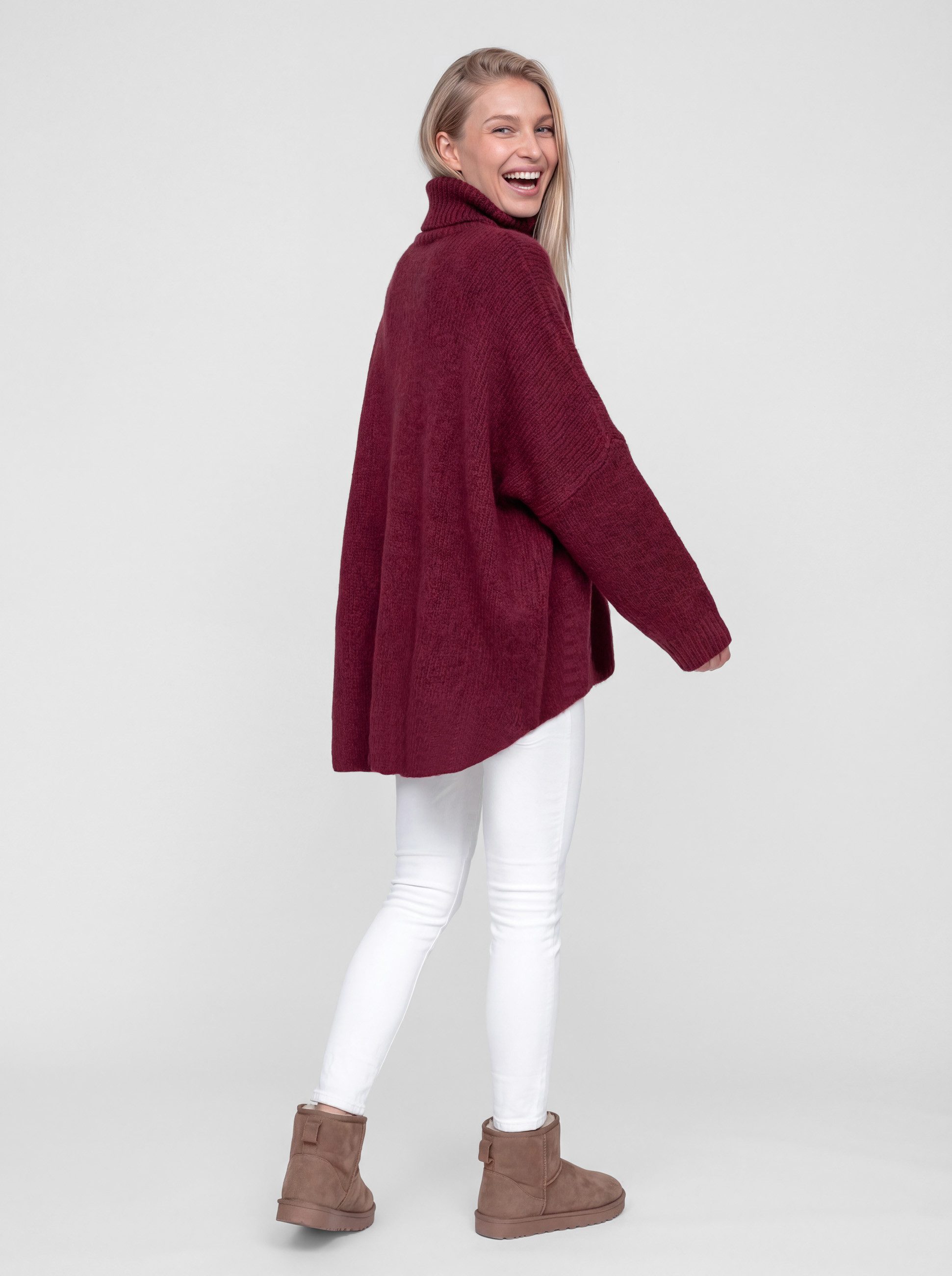 PEKIVESSA Strickpullover Extrem-Oversized Rollkragenpullover im Vokuhila-Schnitt