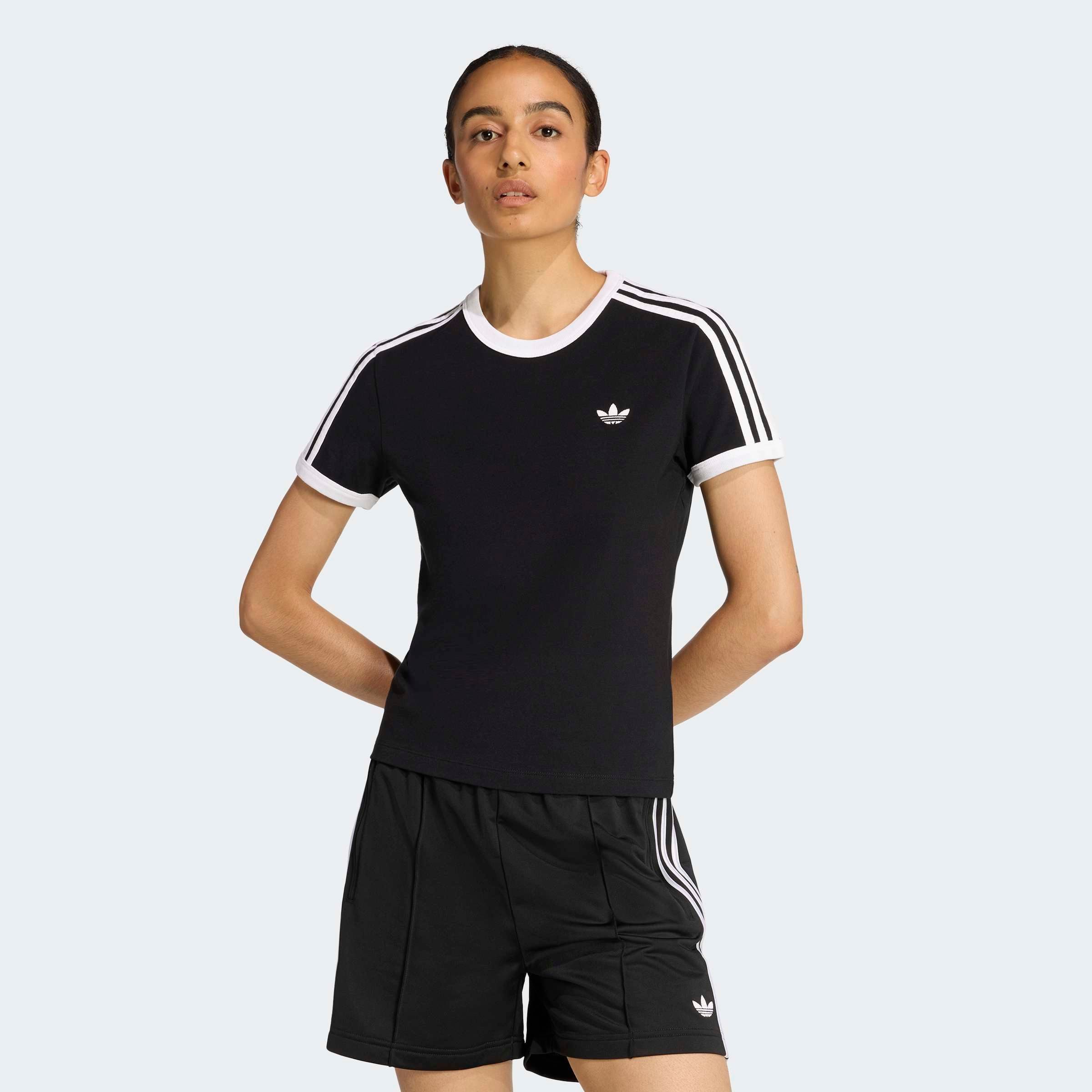adidas Originals T-Shirt 3S TEE SLIM sanft anliegende Passform, ohne Verschluss, für sportlichen Look. € 34,99