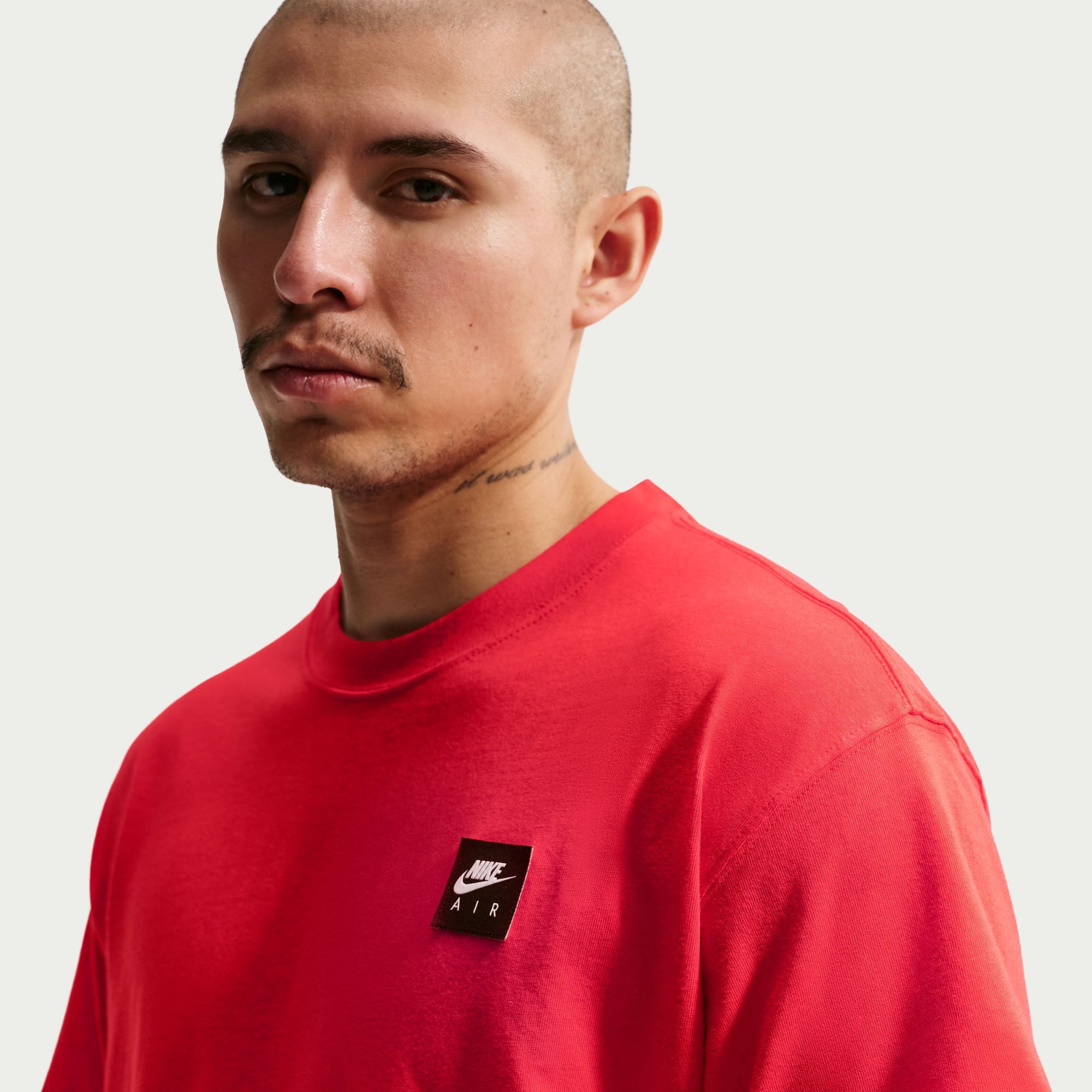 Nike Sportswear T-Shirt U NSW TEE LSE AIR BOX sportlicher Look, Kurzarm, Rundhalsausschnitt, ohne Verschluss
