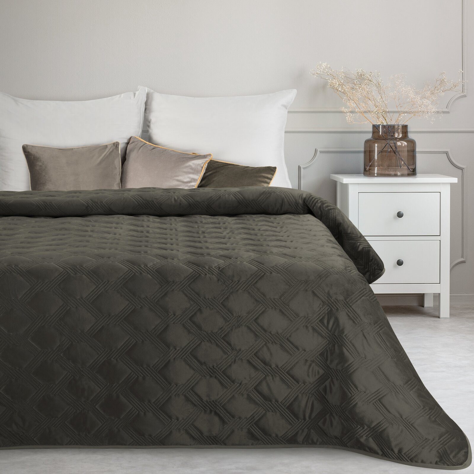 Eurofirany Tagesdecke SOFIA/5, Doppelseitige Decke mit gestepptem Muster für Doppelbett & Sofa