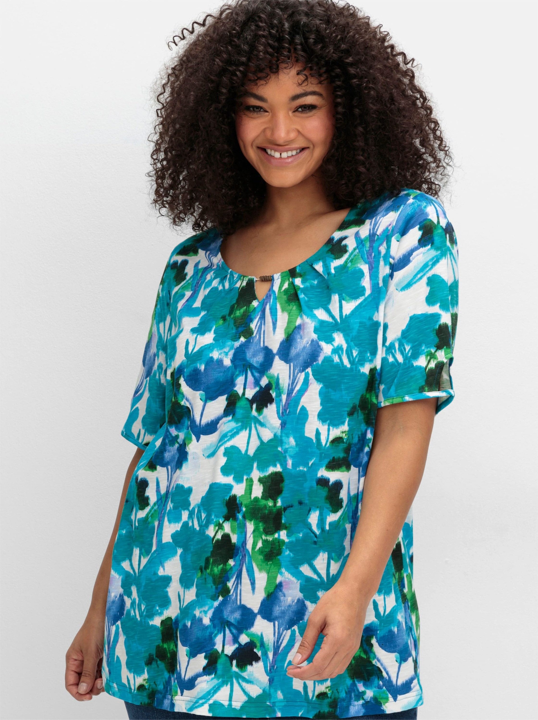 Sheego T-Shirt T-Shirt Kurzarm mit Blätterprint und Perlen-Detail
