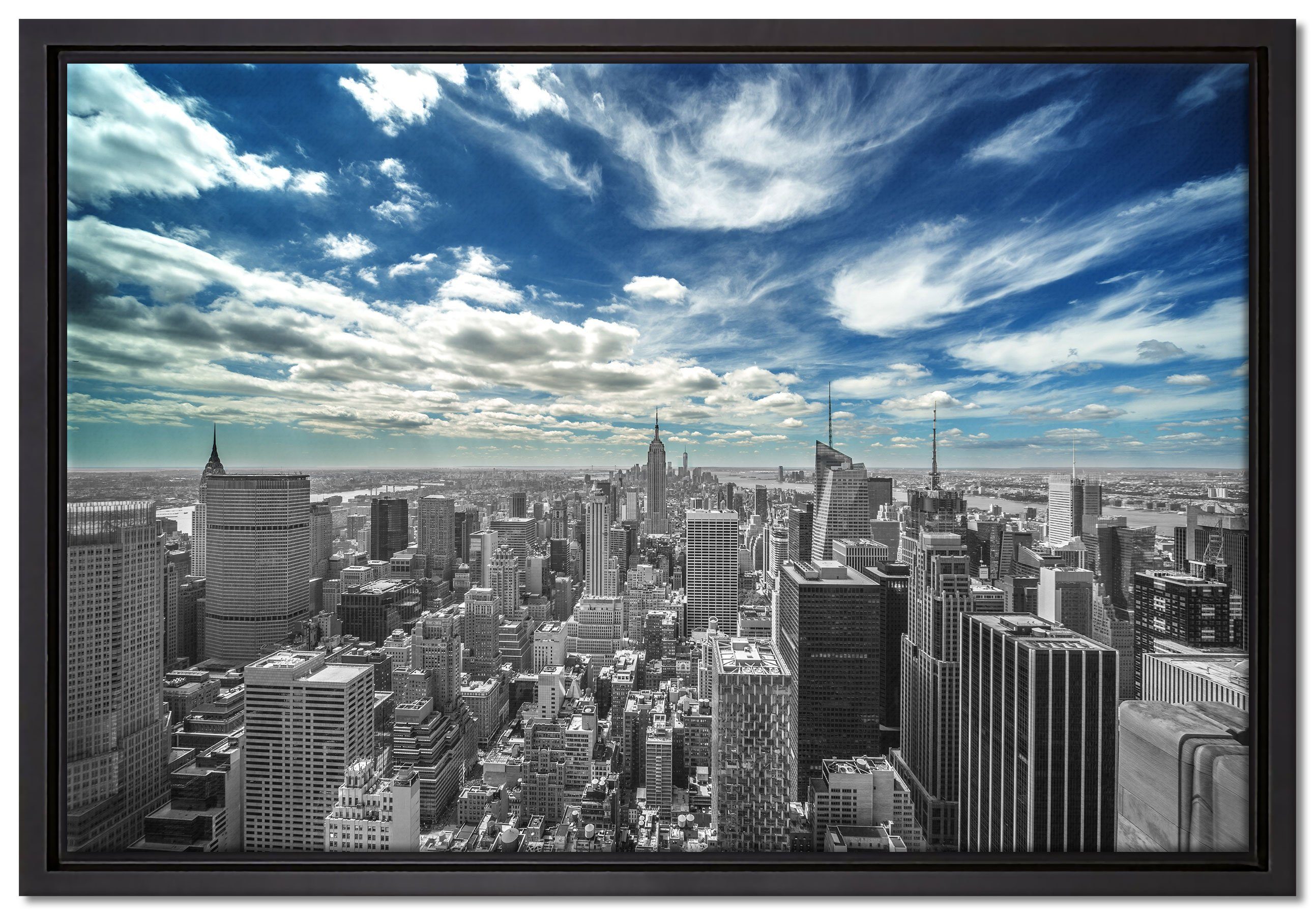 Pixxprint Leinwandbild New York unter bewölktem Himmel, Wanddekoration (1 St), Leinwandbild fertig bespannt, in einem Schattenfugen-Bilderrahmen gefasst, inkl. Zackenaufhänger