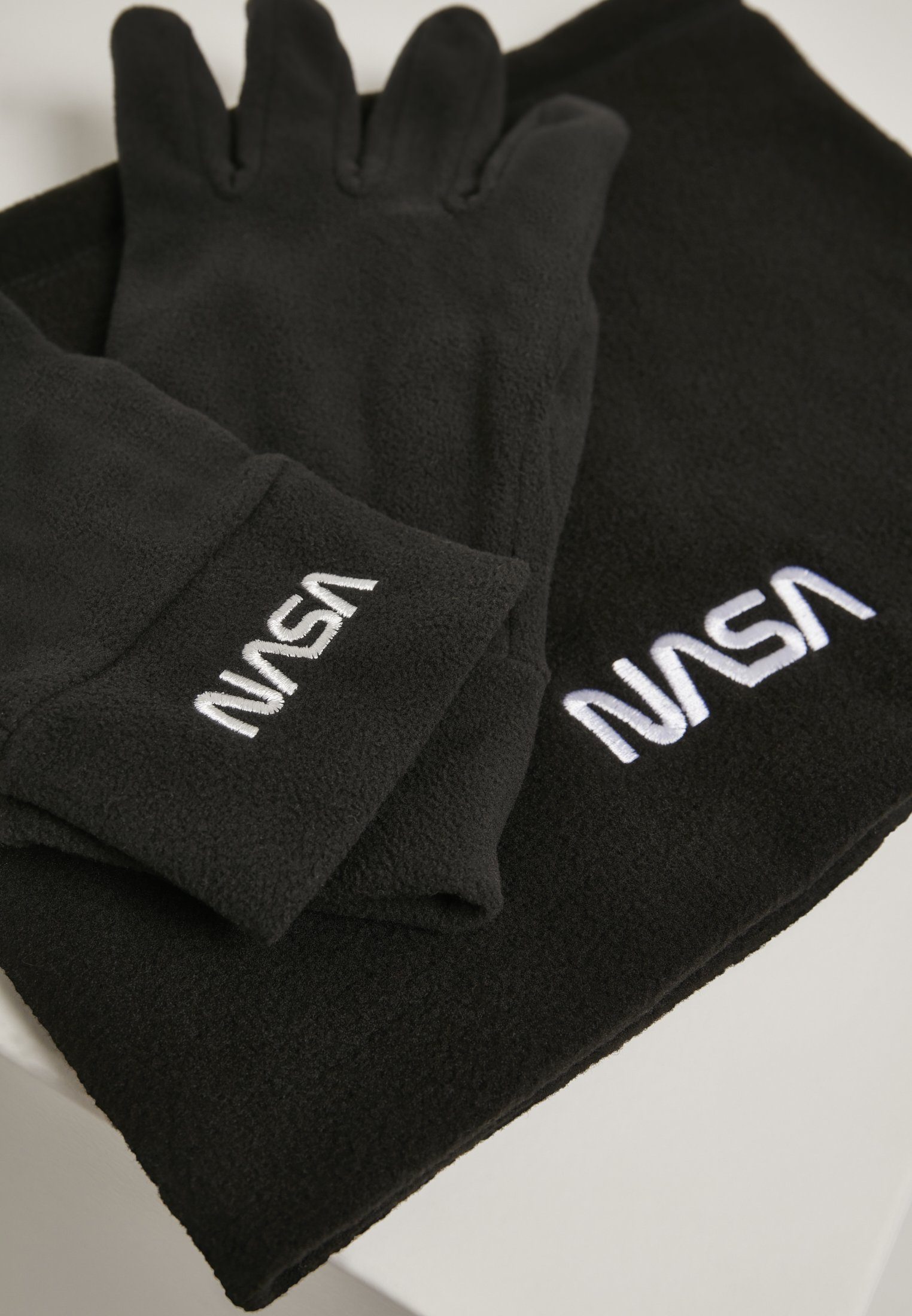 Mister MisterTee NASA black Baumwollhandschuhe Accessoires Set Fleece Tee