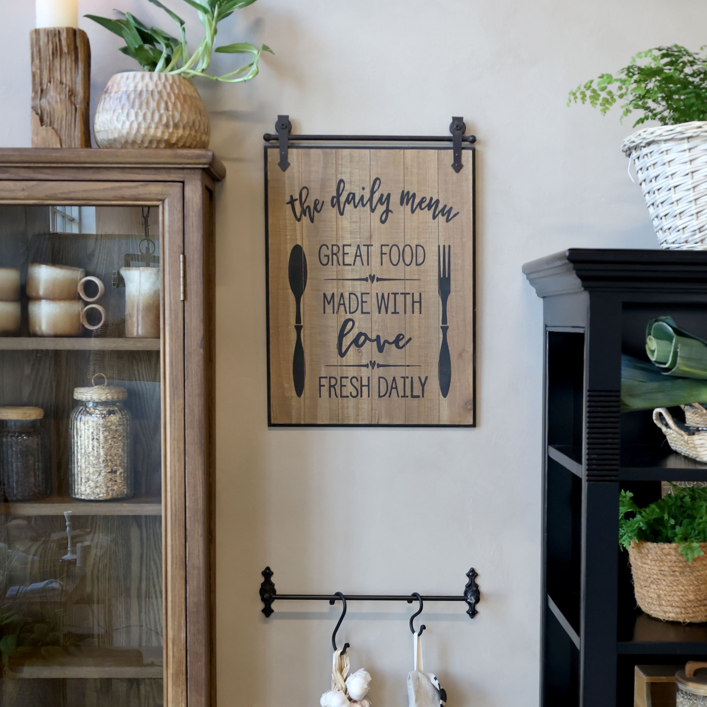 Chic Antique Wandbild Schild The daily günstig online kaufen