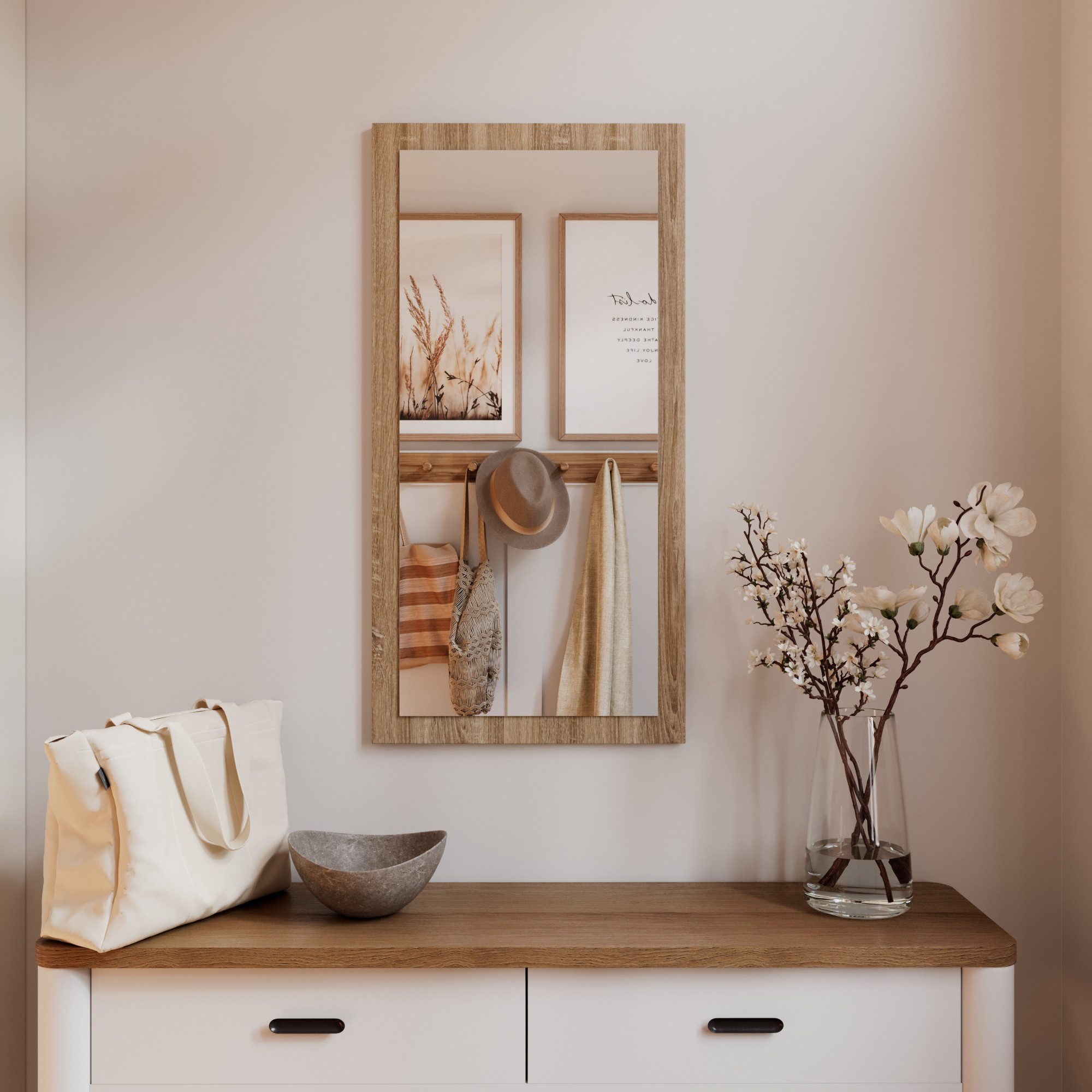 MySpiegel.de Wandspiegel Doman auf dekorativen Holzplatte im modernen Stil mit elegantem Rahmen