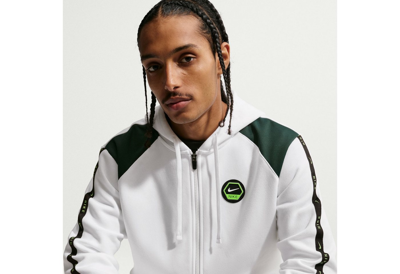 Nike Sportswear Kapuzensweatshirt M NSW CS HOODY FLC BB aus Baumwolle und Polyester, in den Größen XS bis XXL