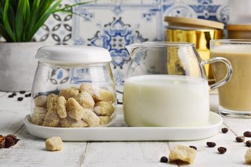 Sendez Milch- und Zuckerset Milchkännchen & Zuckerdose aus Glas und Porzellan Milchgiesser Zuckerspender