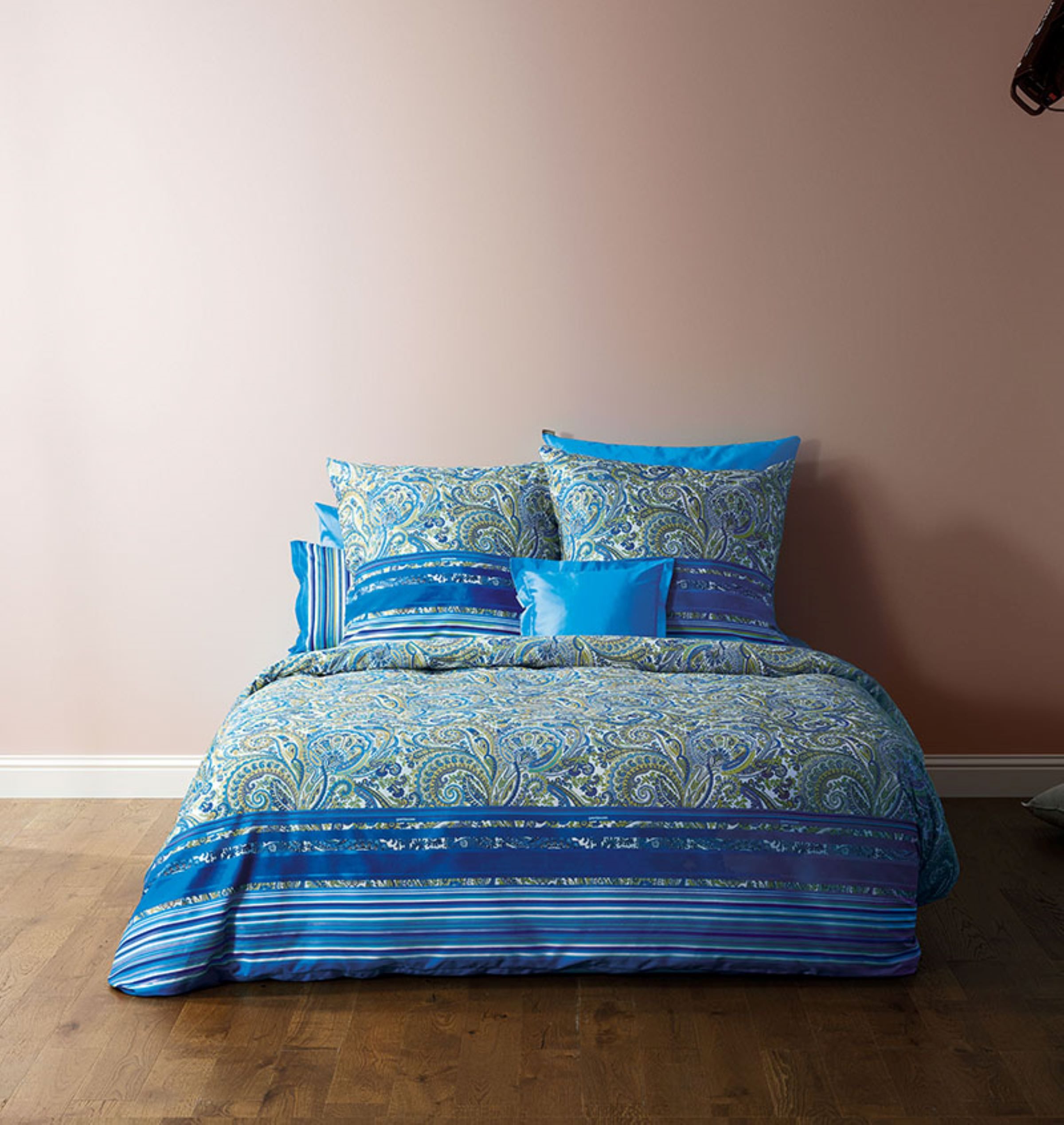 Bassetti Bettwäsche Bassetti Mako-Satin Bettwäsche 135x200 NOTO B2 Blue Paisley Streifen, Satin, 2 teilig, aus weicher Naturfaser