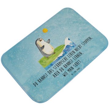 Badematte Pinguin Surfer - Eisblau - Geschenk, Duschteppich, Badezimmermatte, W Mr. & Mrs. Panda, Höhe 1 mm, 100% Polyester, rechteckig, Märchenhafte Designs