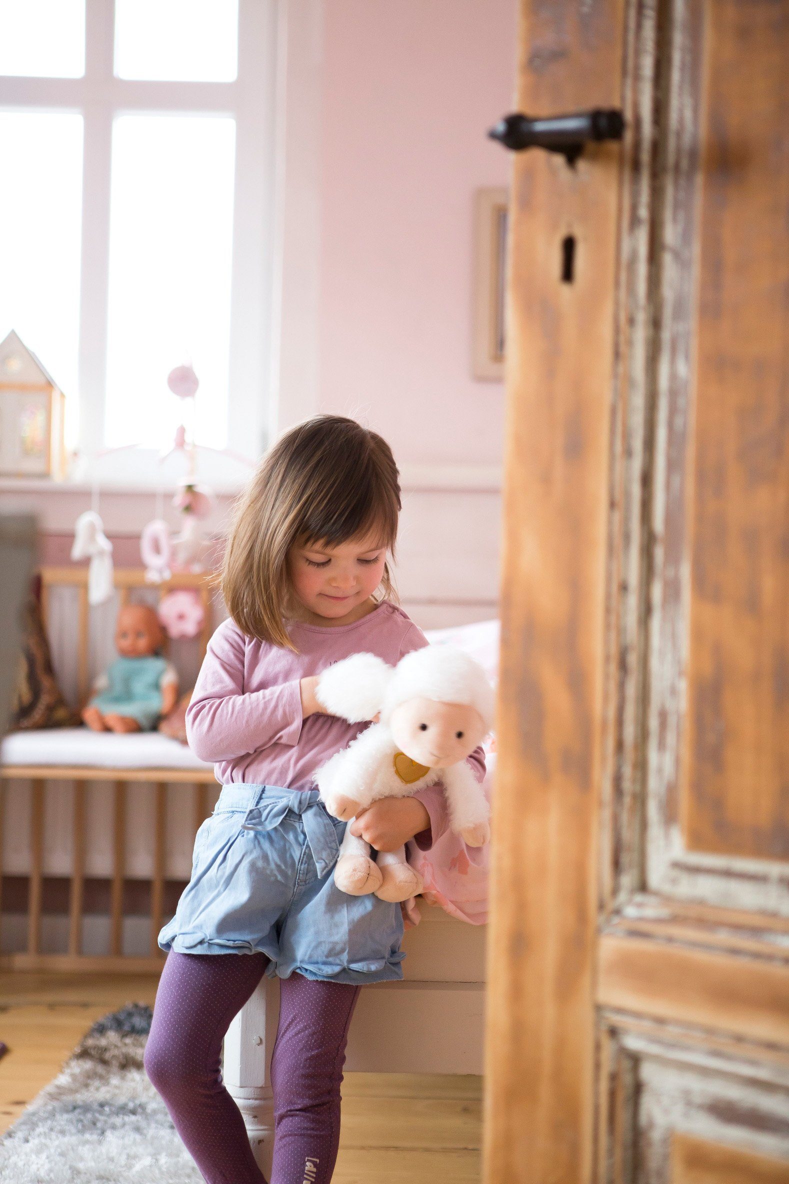 Nici Kuscheltier Dein Schutzengel, Schaf La La Lammie 30cm, mit goldenem Herz & Flügeln in Geschenkbox
