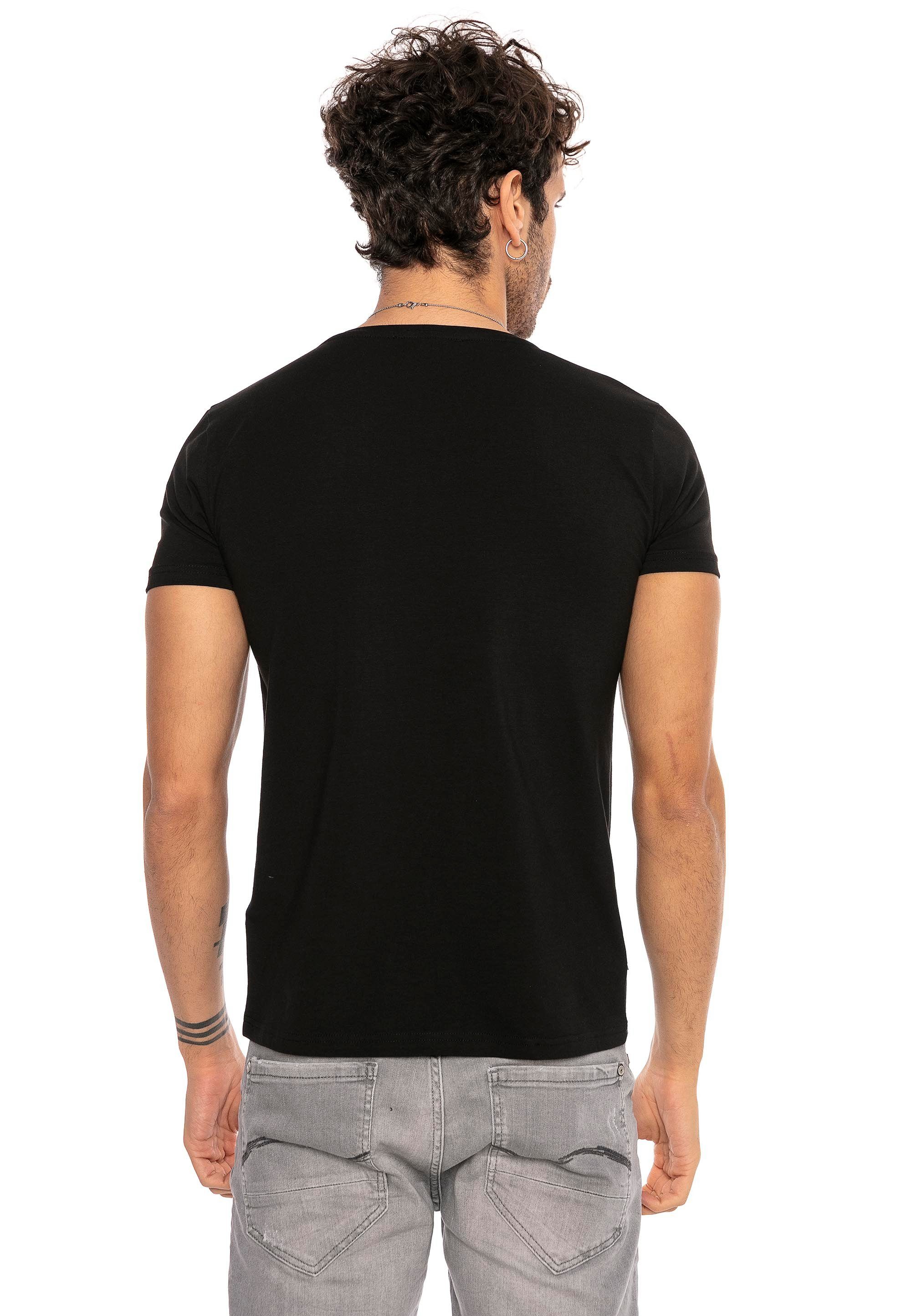 Fullerton aus Logopatch T-Shirt schwarz mit Metall basic RedBridge
