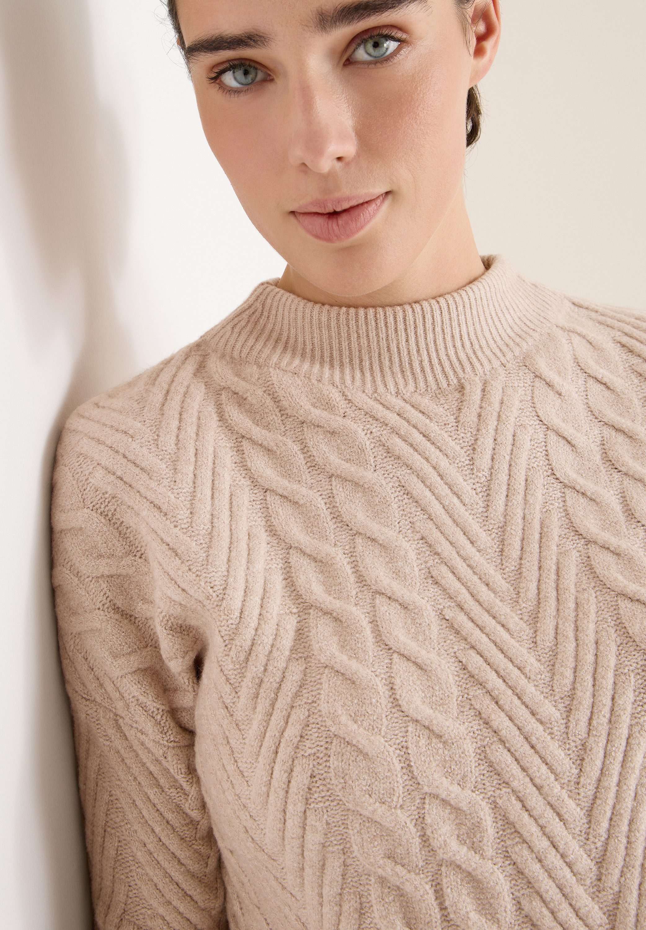 CECIL Strickpullover mit Turtle Neck, Zopfmuster