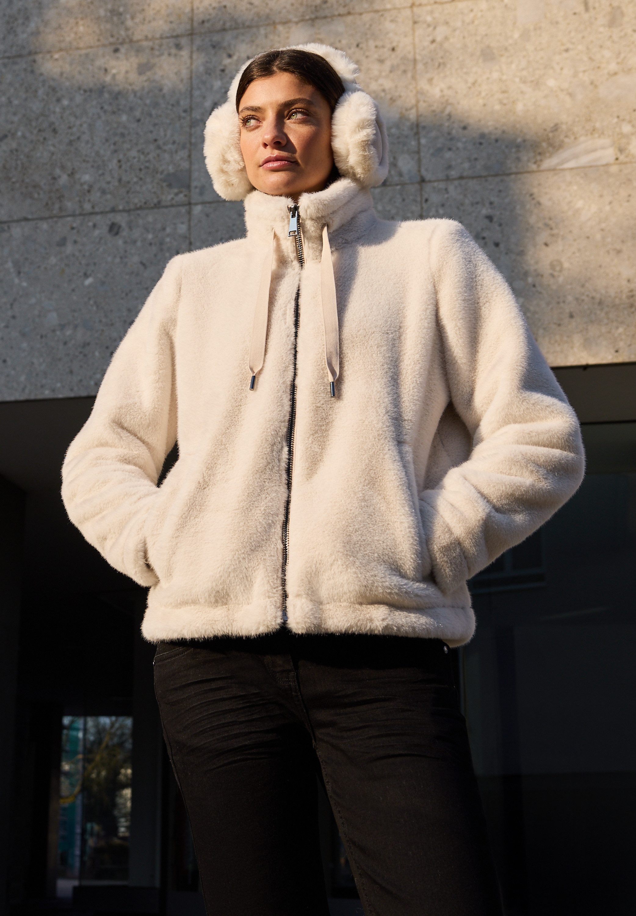 CECIL Fellimitatjacke mit Stehkragen