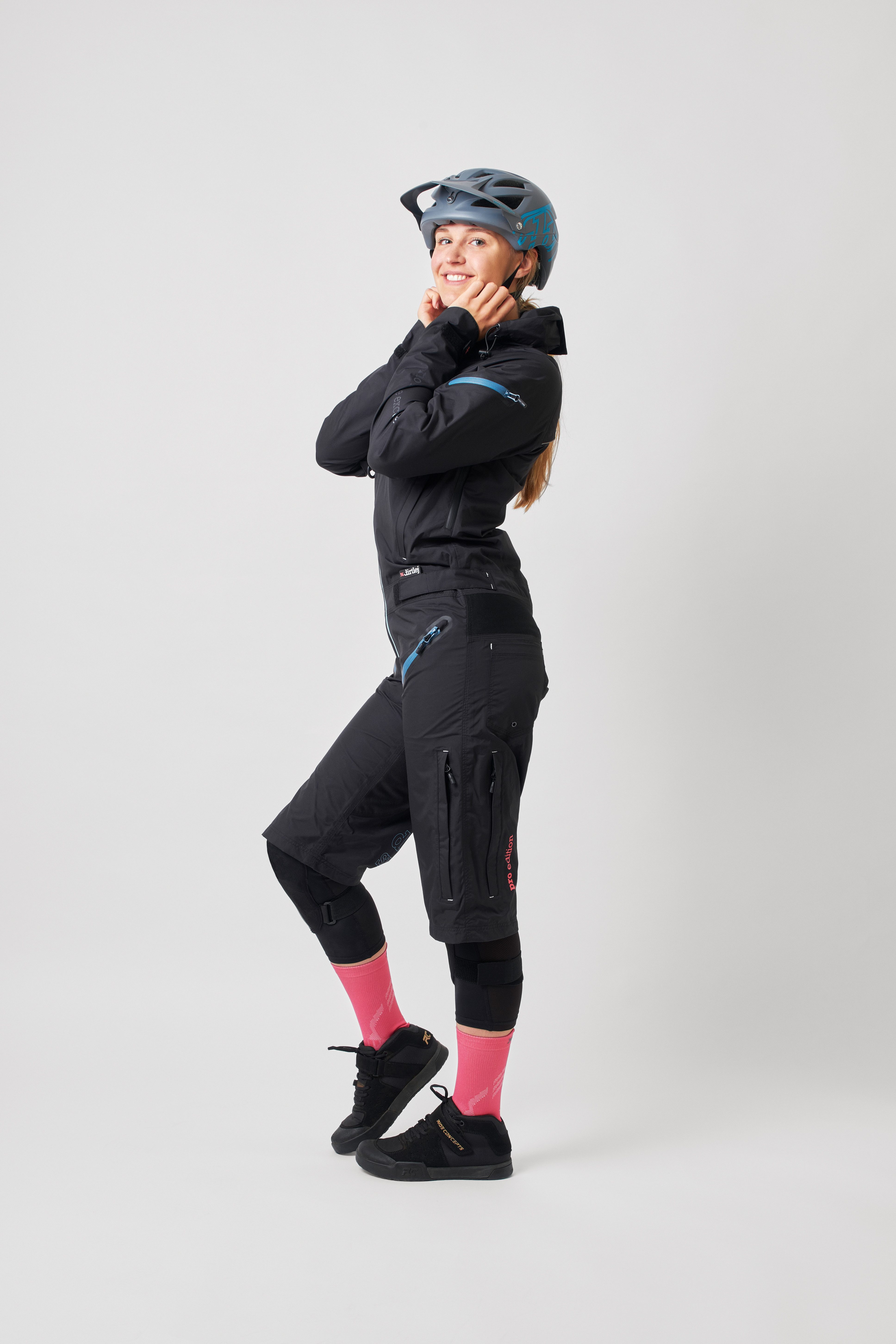 Dirtlej Regenoverall dirtsuit pro edition ladies black/mint kurze Beine