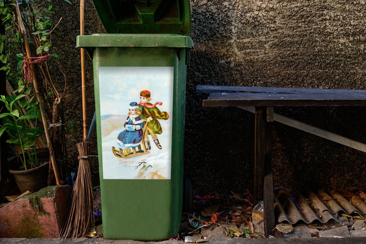 MuchoWow Wandsticker Oldtimer-Kinder mit Mülleimer-aufkleber, Container, Winter Schlitten (1 Abfalbehälter einem Mülltonne, im Sticker, St)