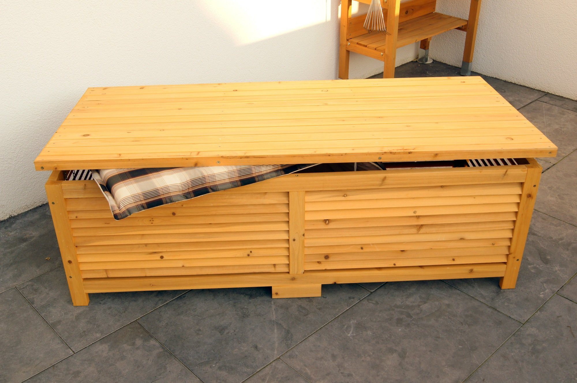 140x65x46 cm, Kissenbox - metra-direkt Geräumig Imprägniertes - - Holz Gartentruhe Gartenbox Stabil, Auflagenbox Kiefernholz,