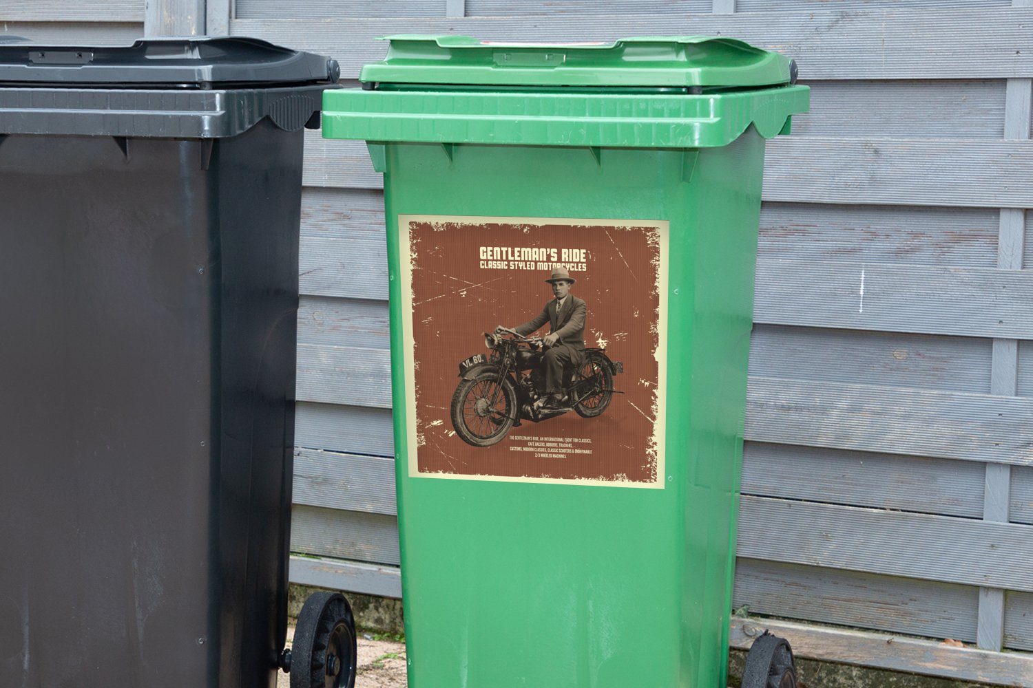 - Sticker, (1 - Abfalbehälter Container, Wandsticker Vintage Mülleimer-aufkleber, Mancave Anzug St), - Mülltonne, MuchoWow Motorrad