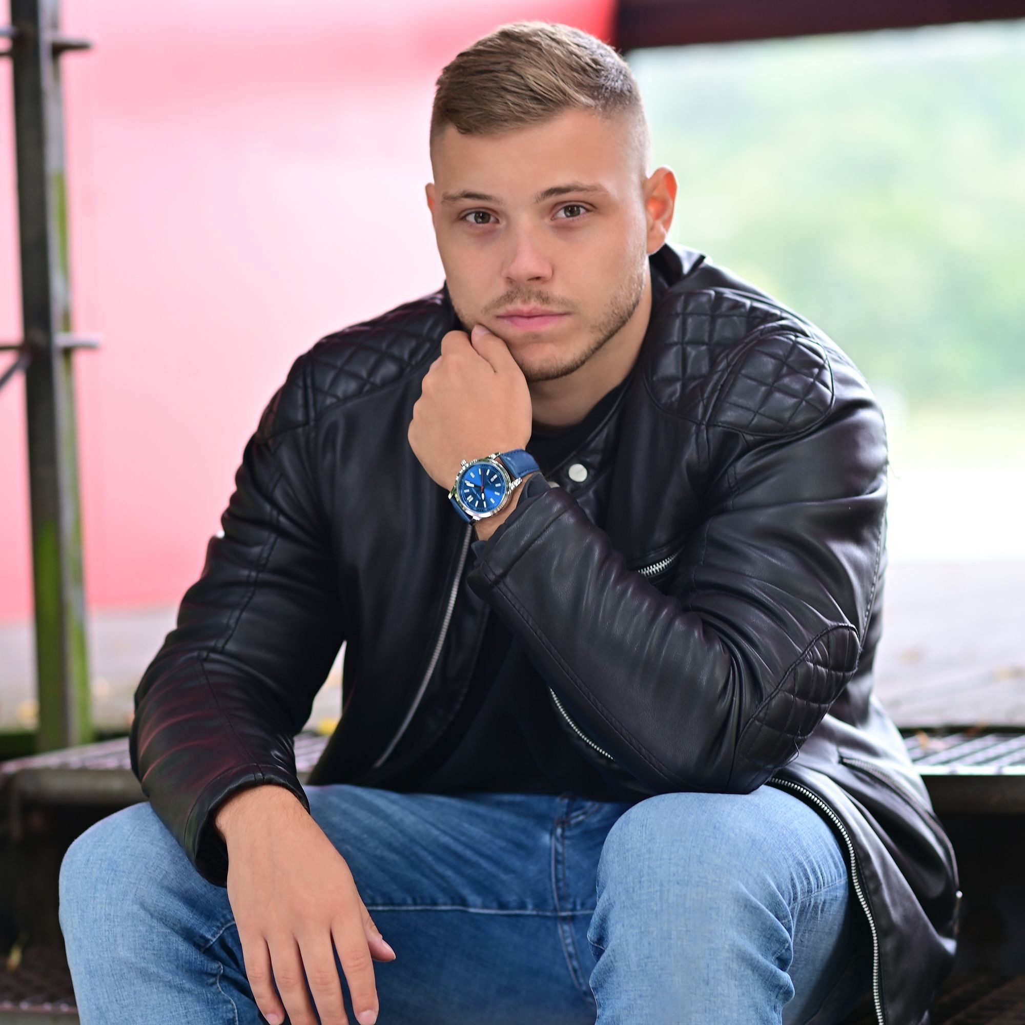 Alain Miller Quarzuhr Mineralglas