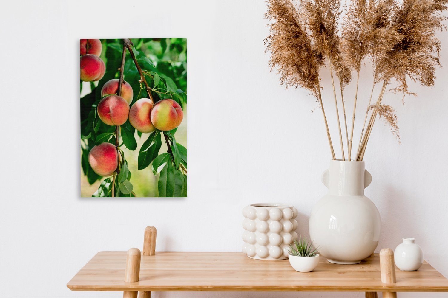 OneMillionCanvasses® Leinwandbild Pfirsiche auf Gemälde, fertig Baum, inkl. (1 Zackenaufhänger, cm einem bespannt 20x30 Leinwandbild St)