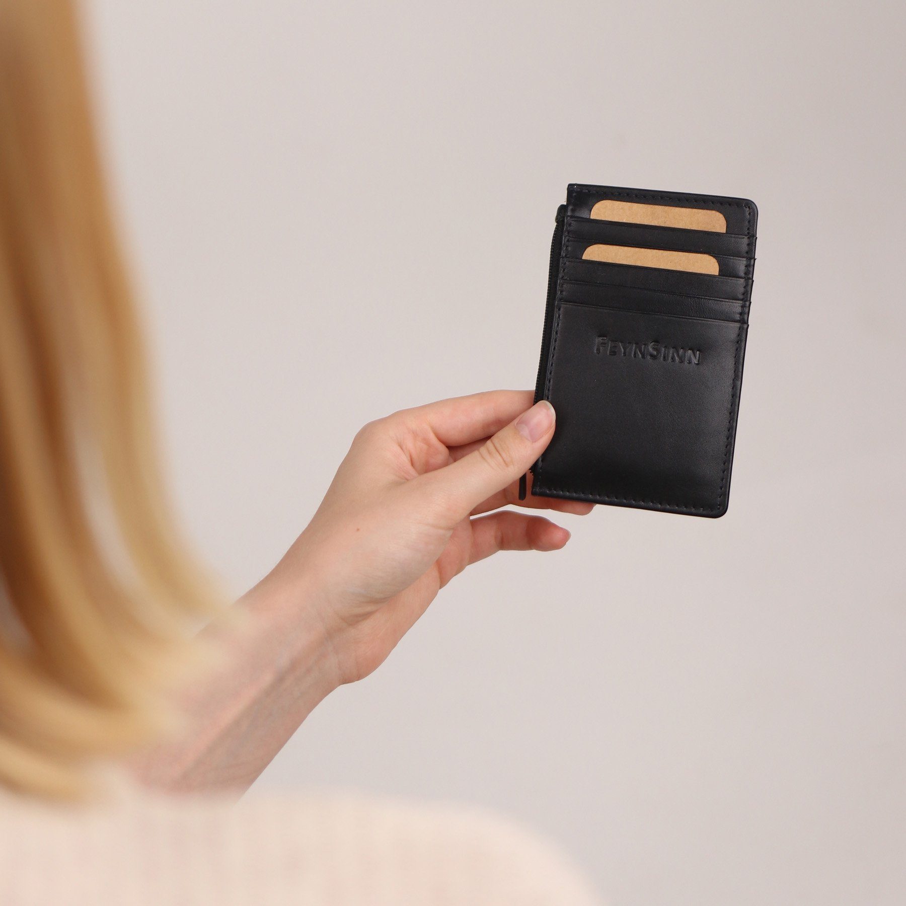 mit »RIGA«, Geldbörse Kreditkartenhülle Kartenetui FEYNSINN Münzfach Leder Unisex, echt schwarz