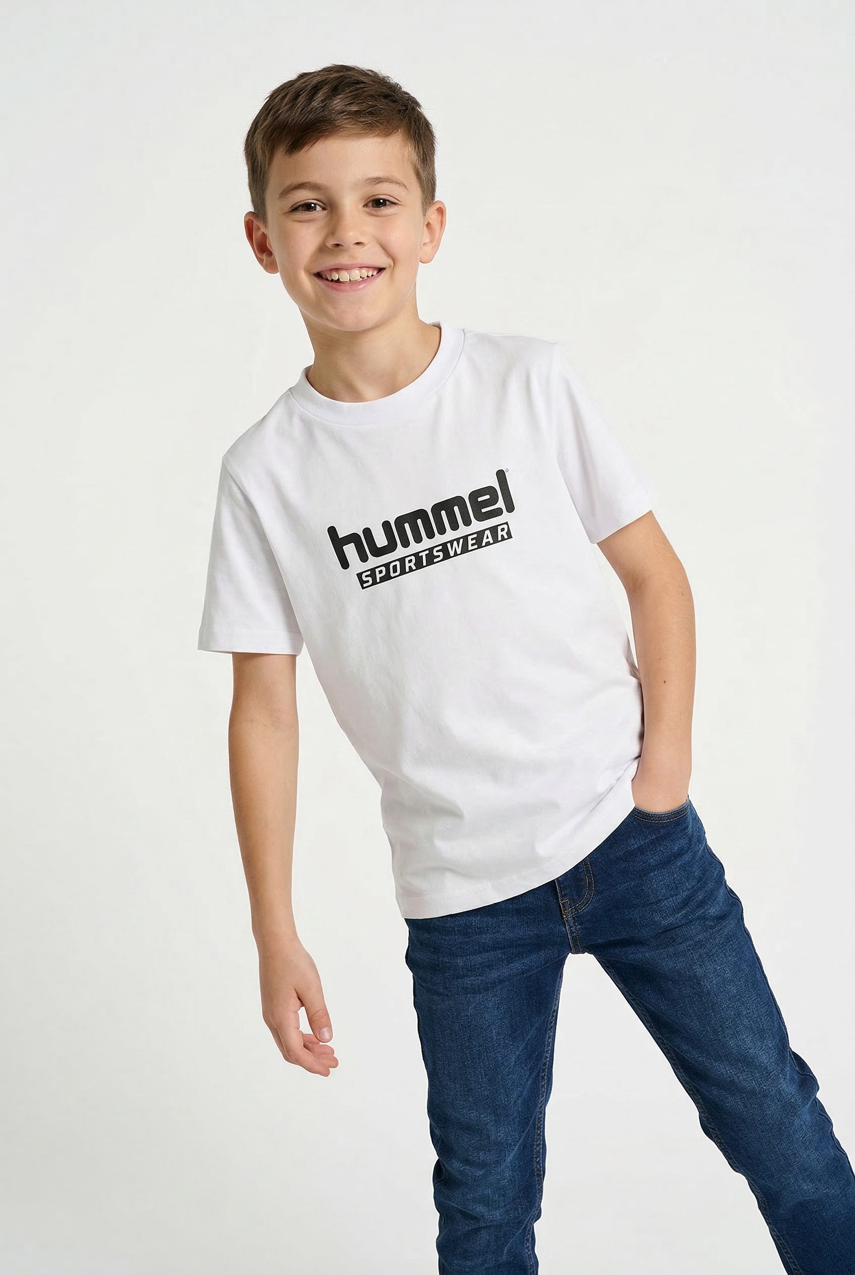 hummel T-Shirt mit geradem Abschluss, aus Baumwolle, normale Länge