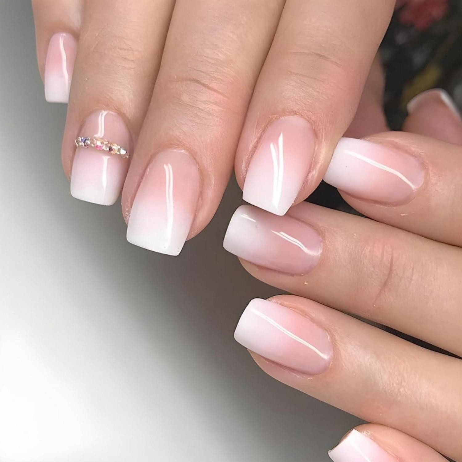 Kunstfingernägel 24 Stück Weiß Pink Glossy Eckig Nägel Aufkleben Strass Fake Nails