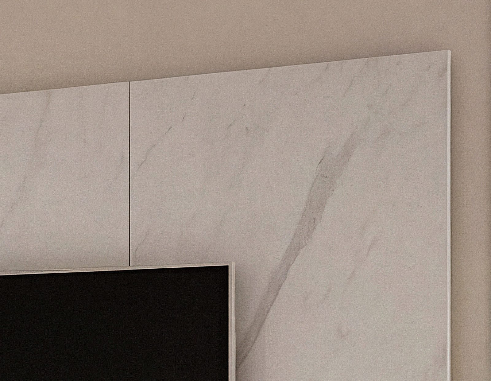 Inn.Furn Wohnwand Charm, (TV Schrankwand in Kaschmir mit Marmor, 4-teilig, 300 x 175 cm), Soft-Close-Funktion, inklusive LED Beleuchtung