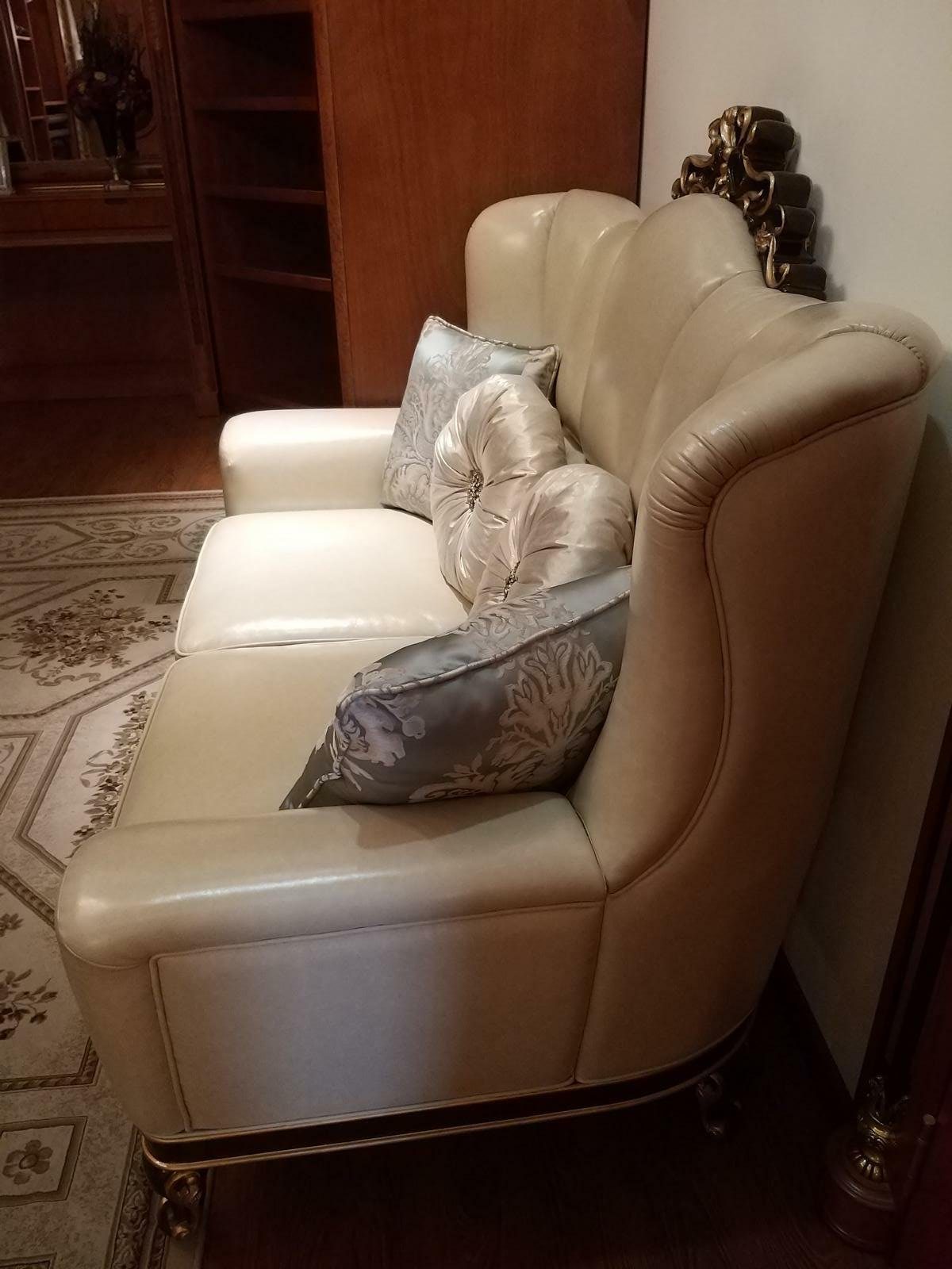 Polster Couch Zweisitzer in Sofa Eleganter Europe Barock, JVmoebel Made Fernsehsessel Sofa