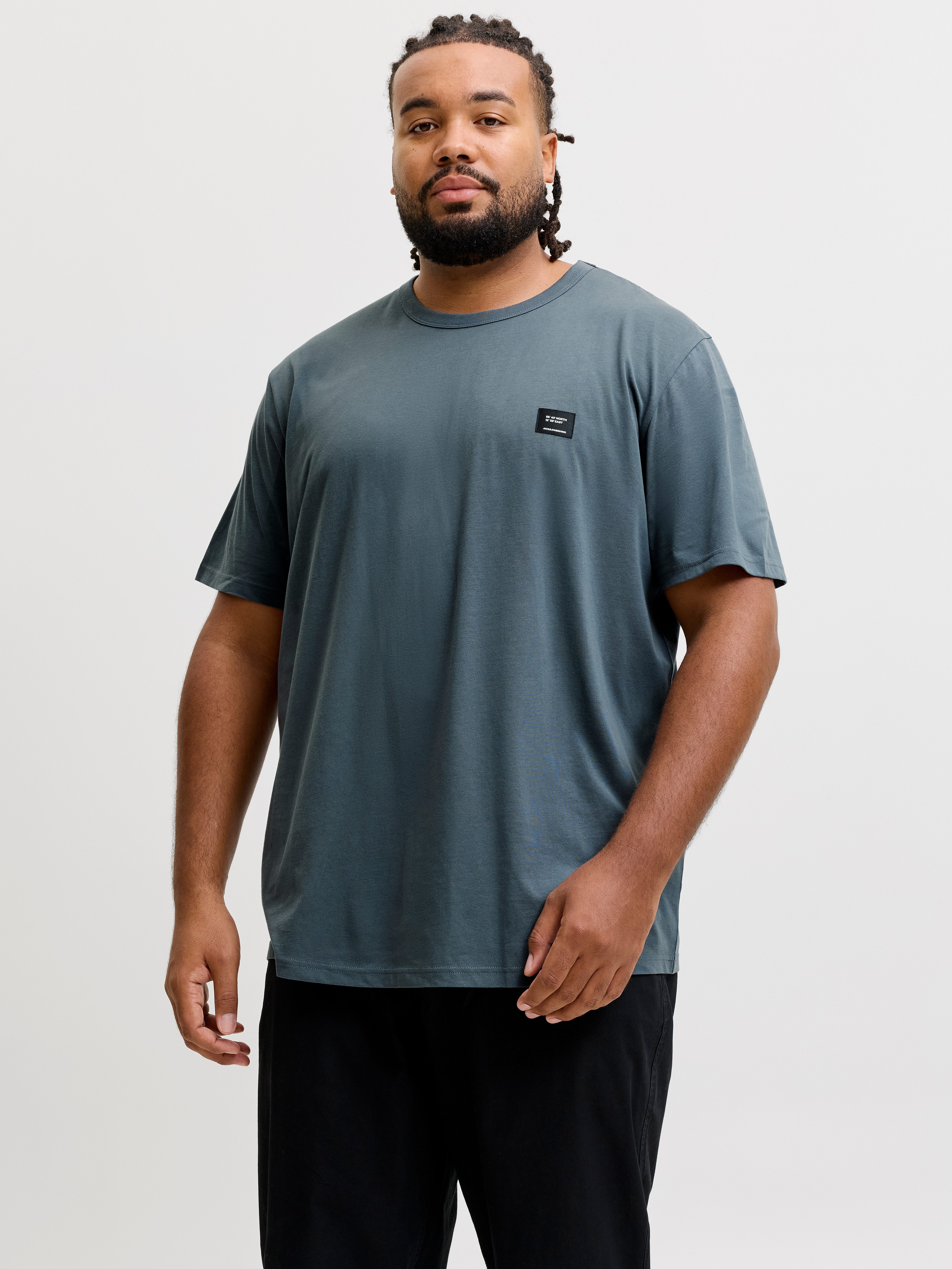 Jack & Jones PlusSize T-Shirt JJCLEVELAND TEE SS CREW NECK PLS Baumwolle, regular fit