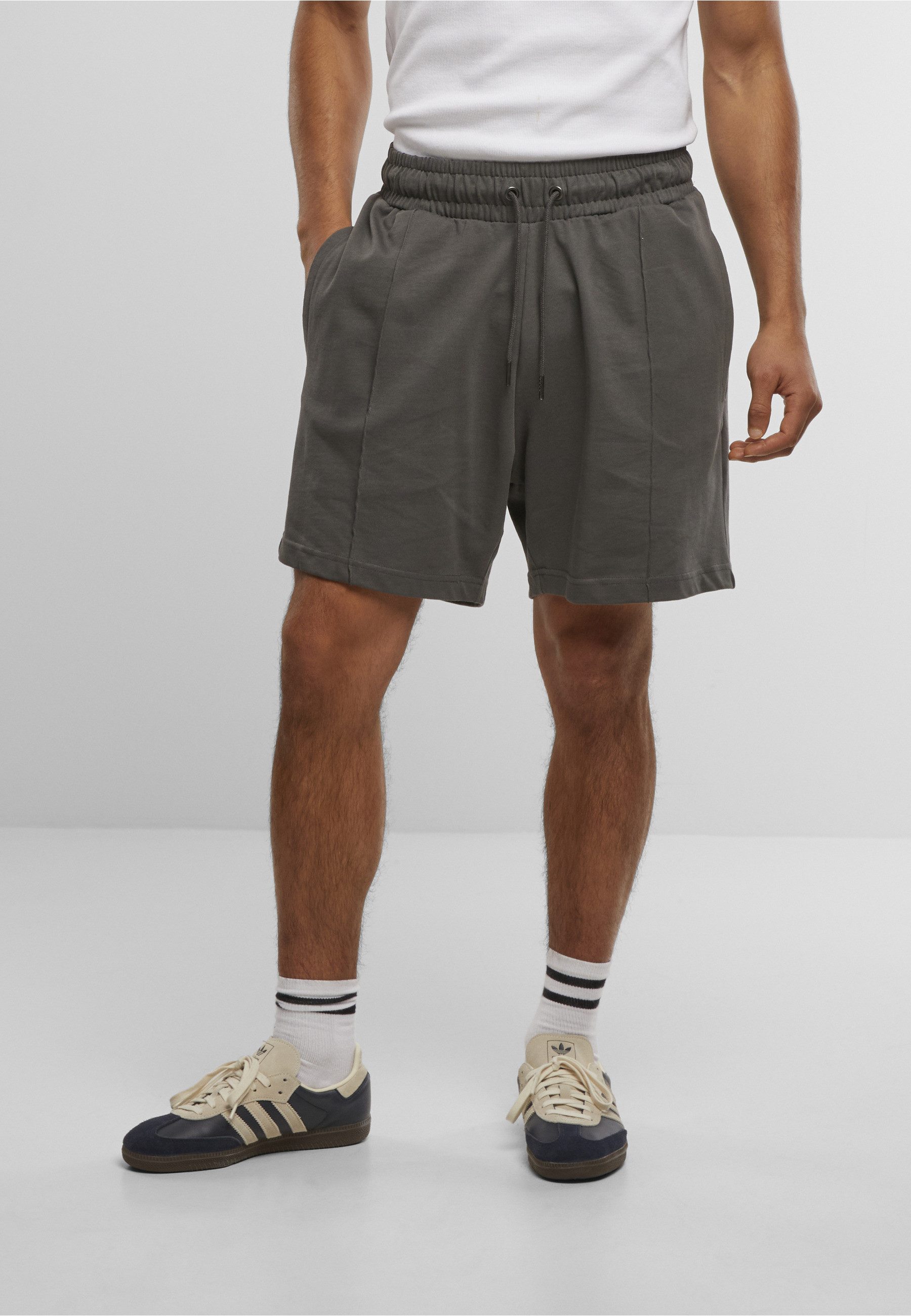 URBAN CLASSICS Sweatshorts Urban Classics Heavy Jersey Pintuck Track Shorts (1-tlg)