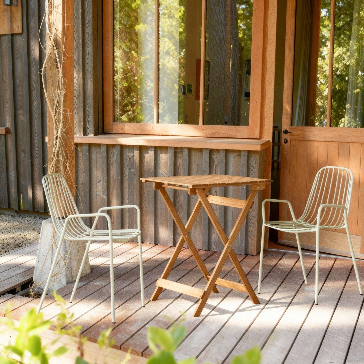 Tikamoon Gartentisch Outdoor-Tisch Bistro aus Akazienholz 60