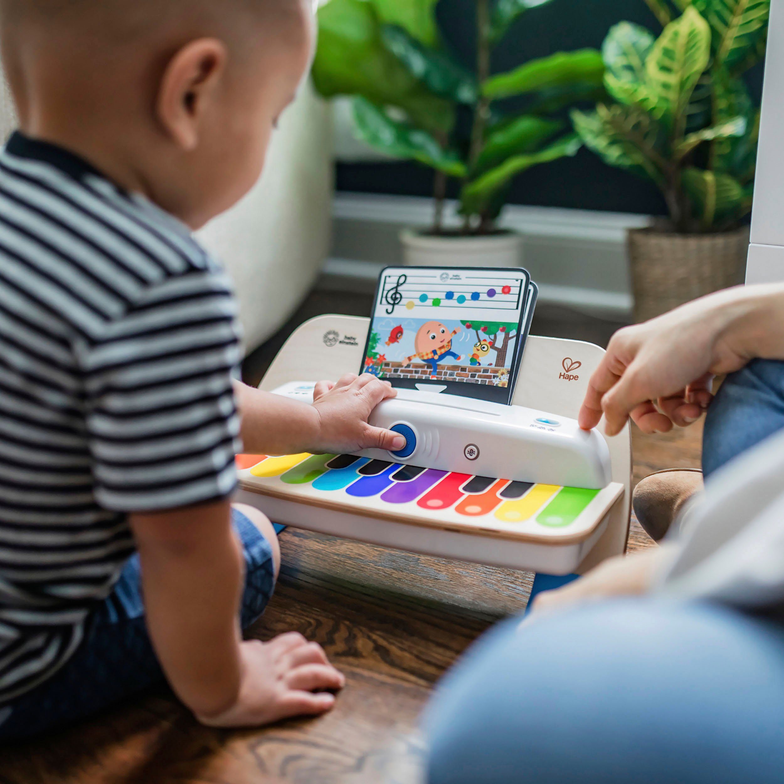 - FSC®- Einstein, Magic Tune Together Spielzeug-Musikinstrument weltweit in Baby Touch™, schützt Connected Wald Hape Piano™
