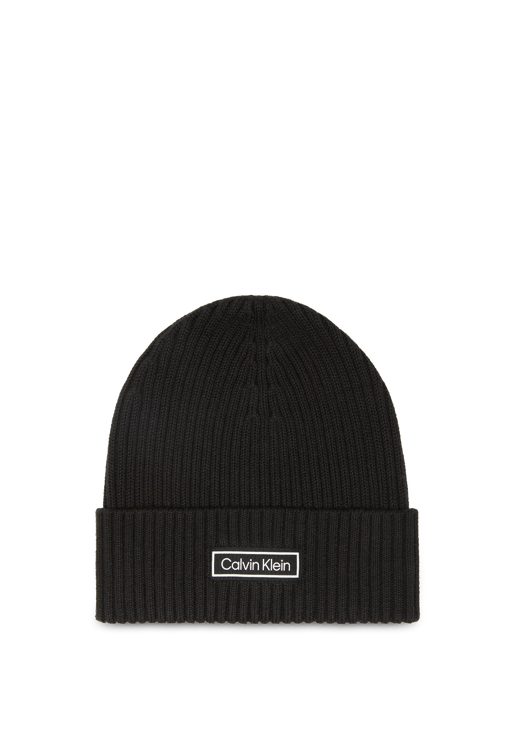 Calvin Klein Strickmütze PATCH CHUNKY RIB COTTON BEANIE mit Markenlogo