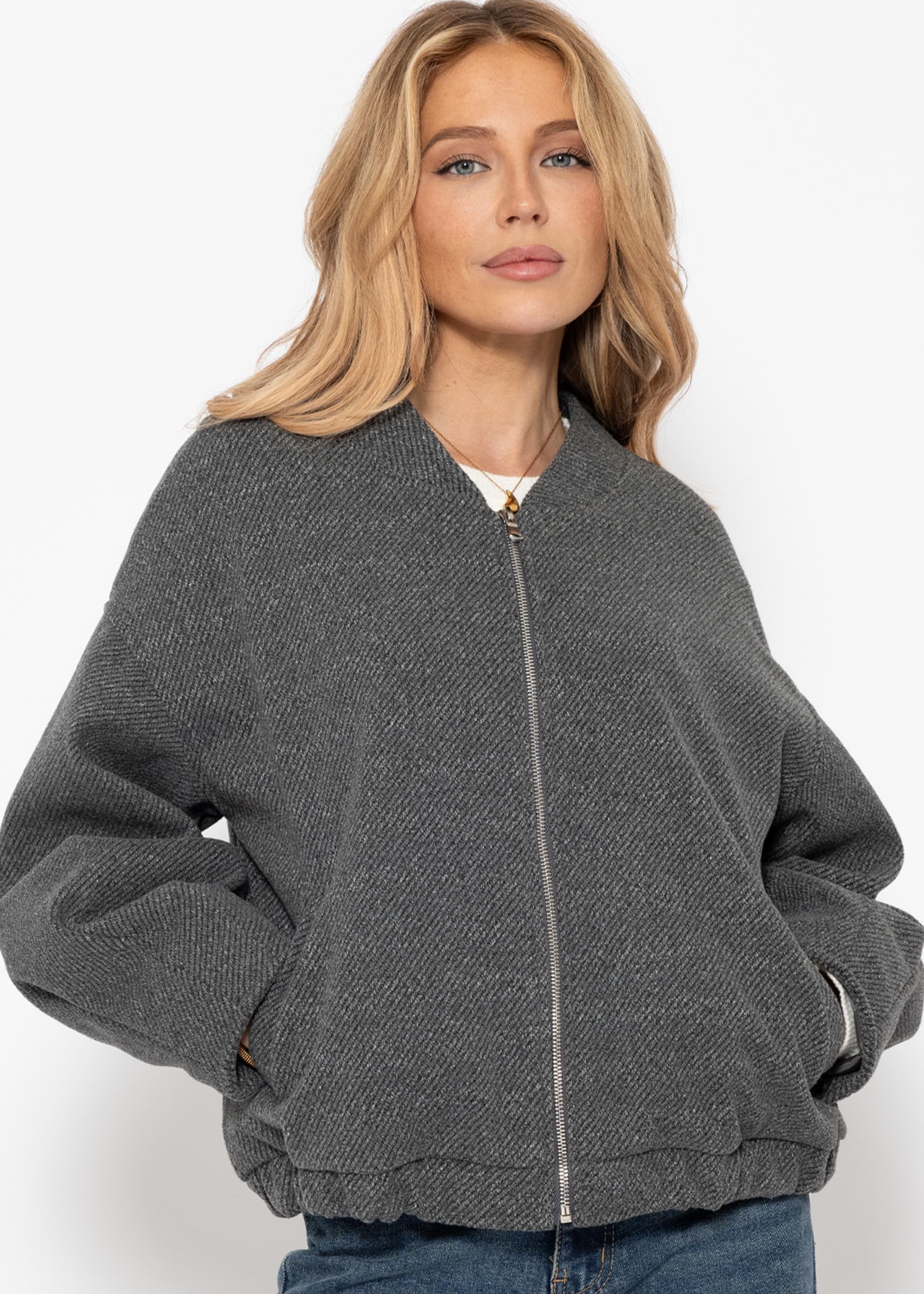 SASSYCLASSY Blusenjacke Oversize Bomberjacke Damen Elegant in fein Textil B günstig online kaufen