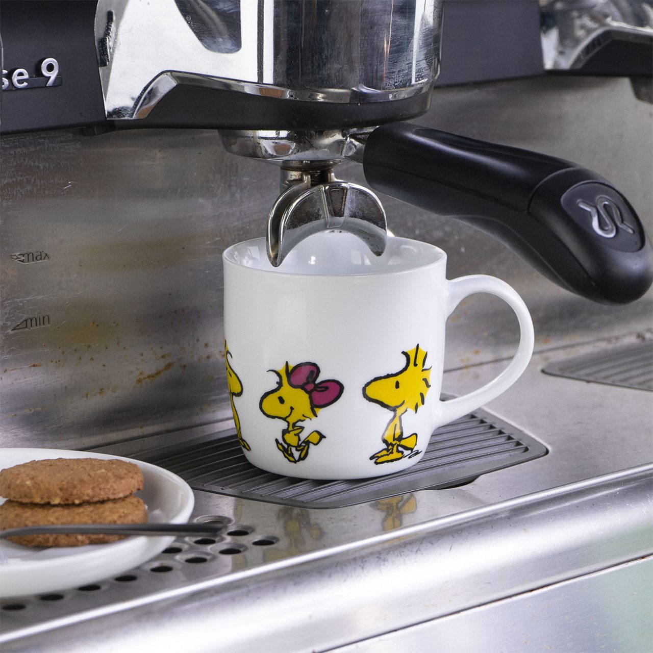 Geda Labels GmbH Tasse Peanuts Woodstock, 1-tlg., Porzellan, Gelb, 300 ml, spülmaschinengeeignet