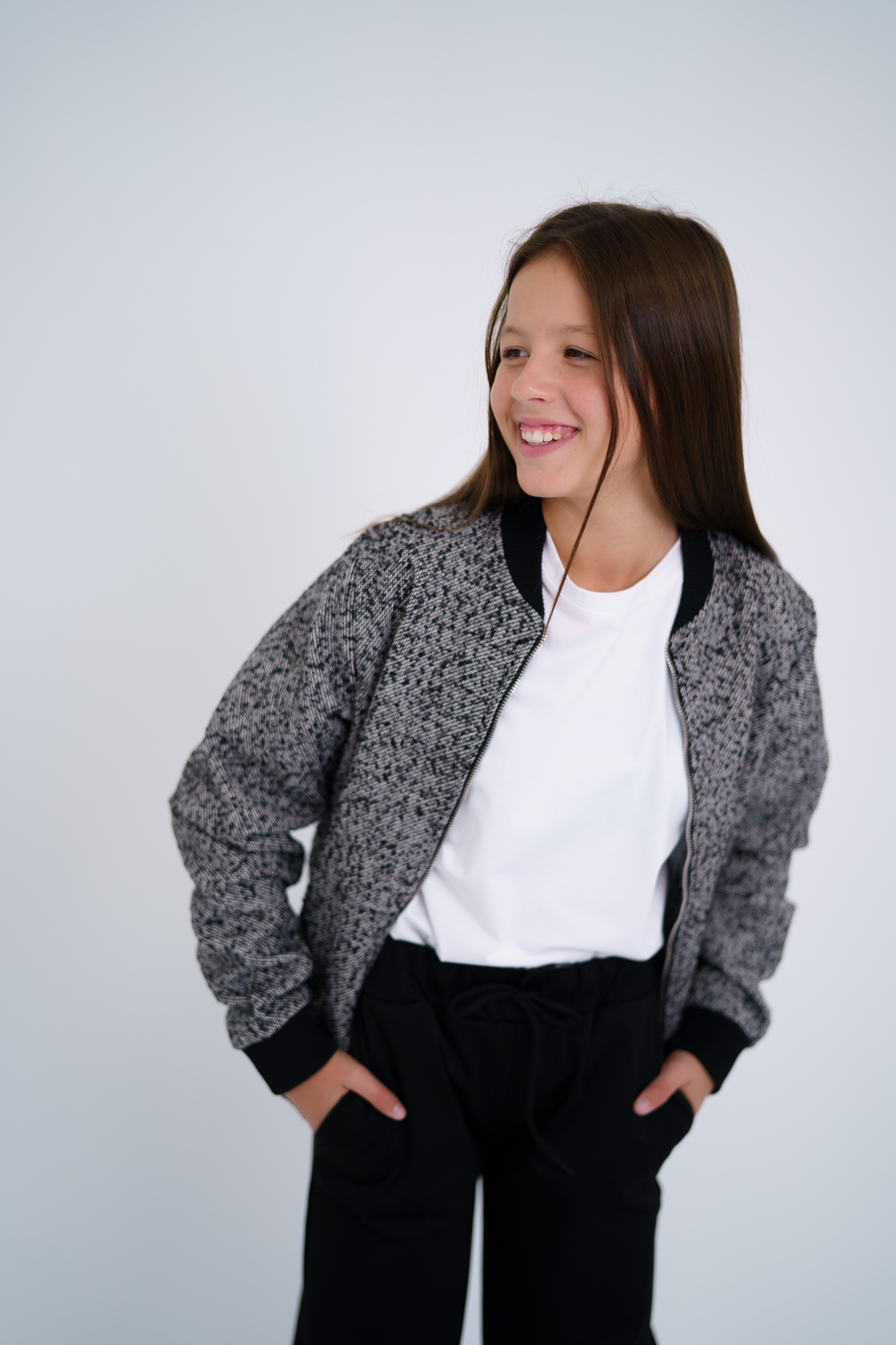 LEMONI Bomberjacke Wärmende graue Bomber-Jacke / Blouson mit Bouclé-Struktur für Mädchen mit Bouclé-Struktur