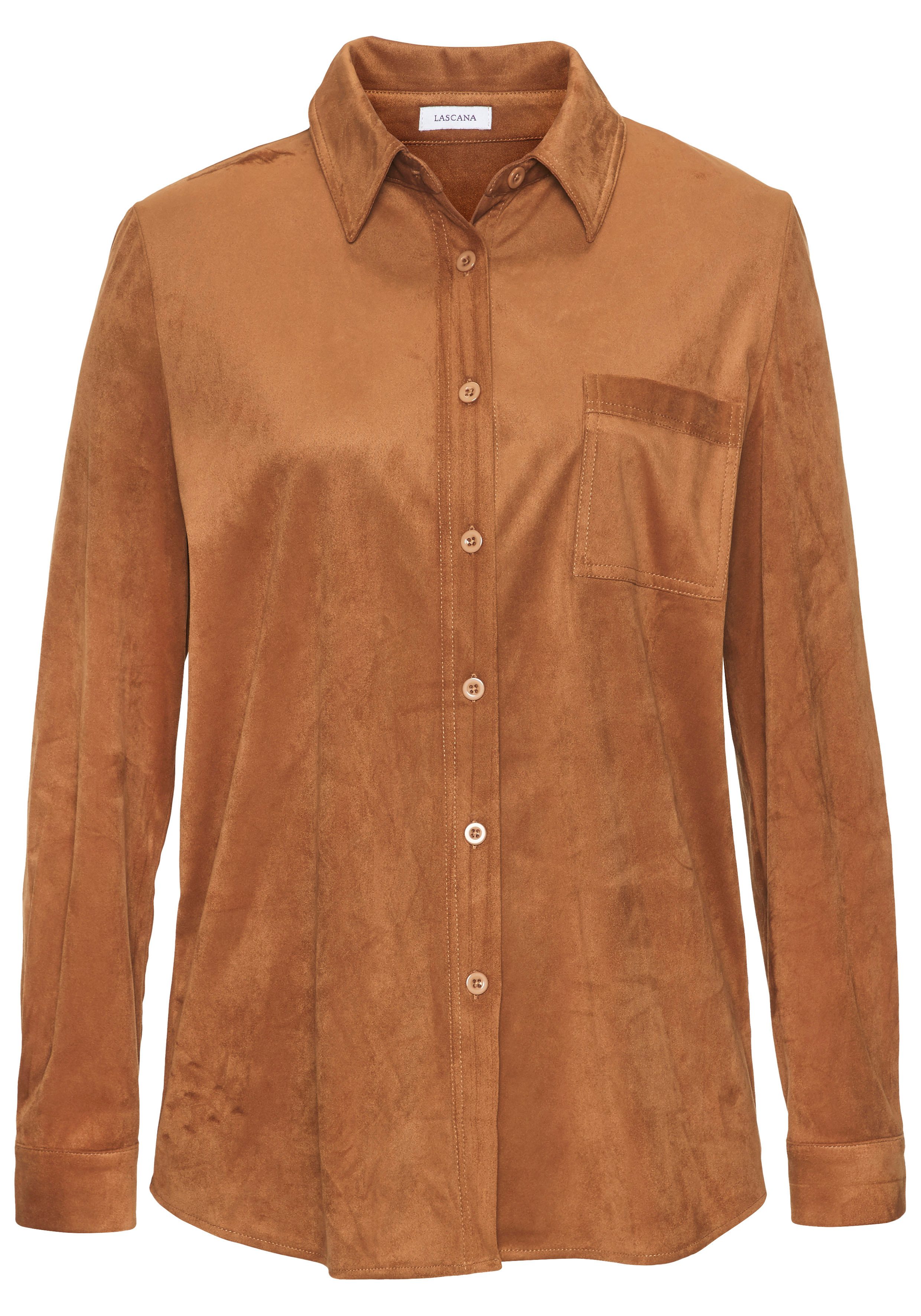 LASCANA Hemdbluse aus Velourlederimitat Bluse in Velourslederoptik, Langarmbluse in Wildlederoptik. € 49,99