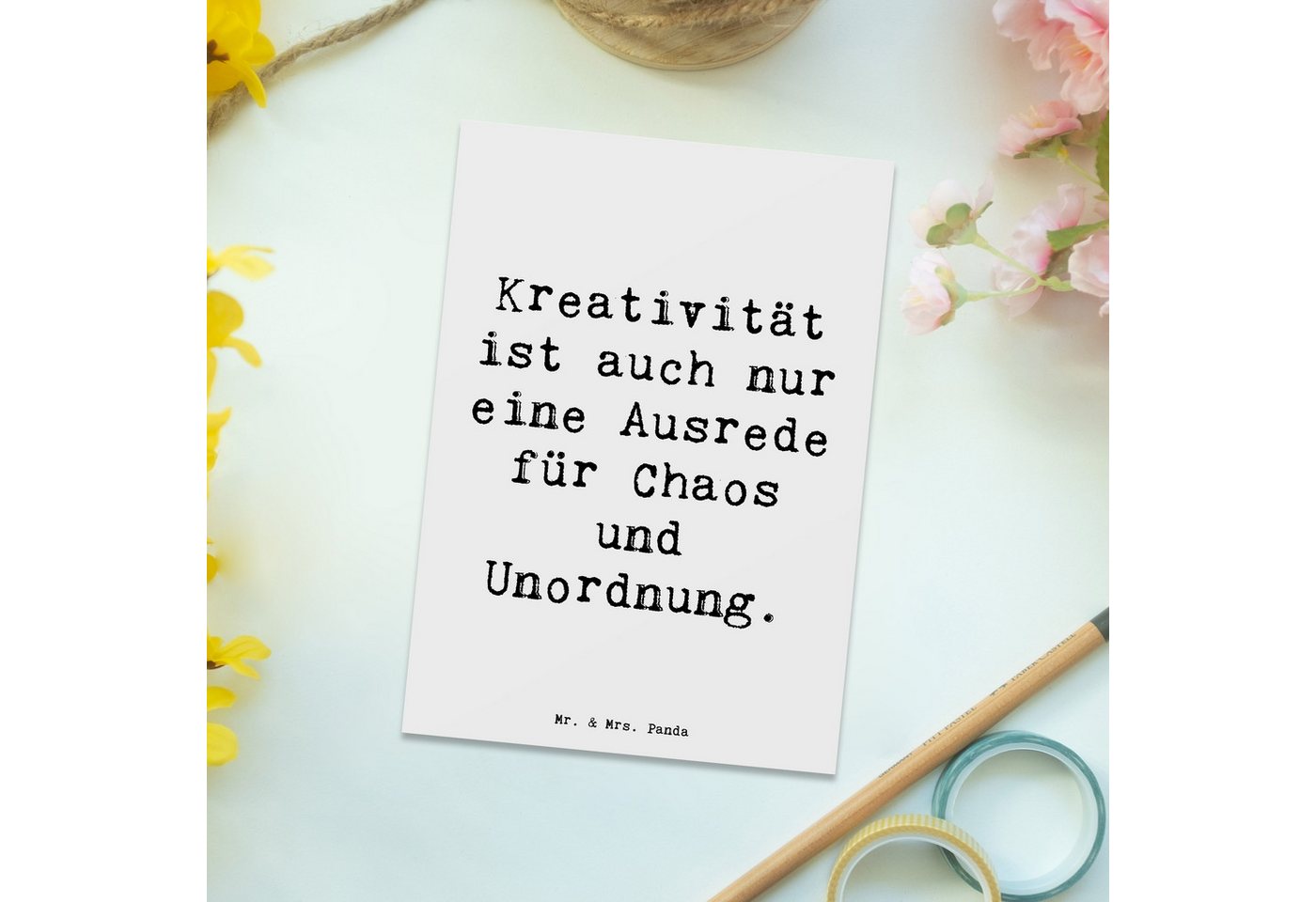 Thumbnail - Mr. & Mrs. Panda Postkarte Kreativität und Chaos - Weiß - Geschenk, kreatives Chaos, Stimmung, M, Matte Rückseite