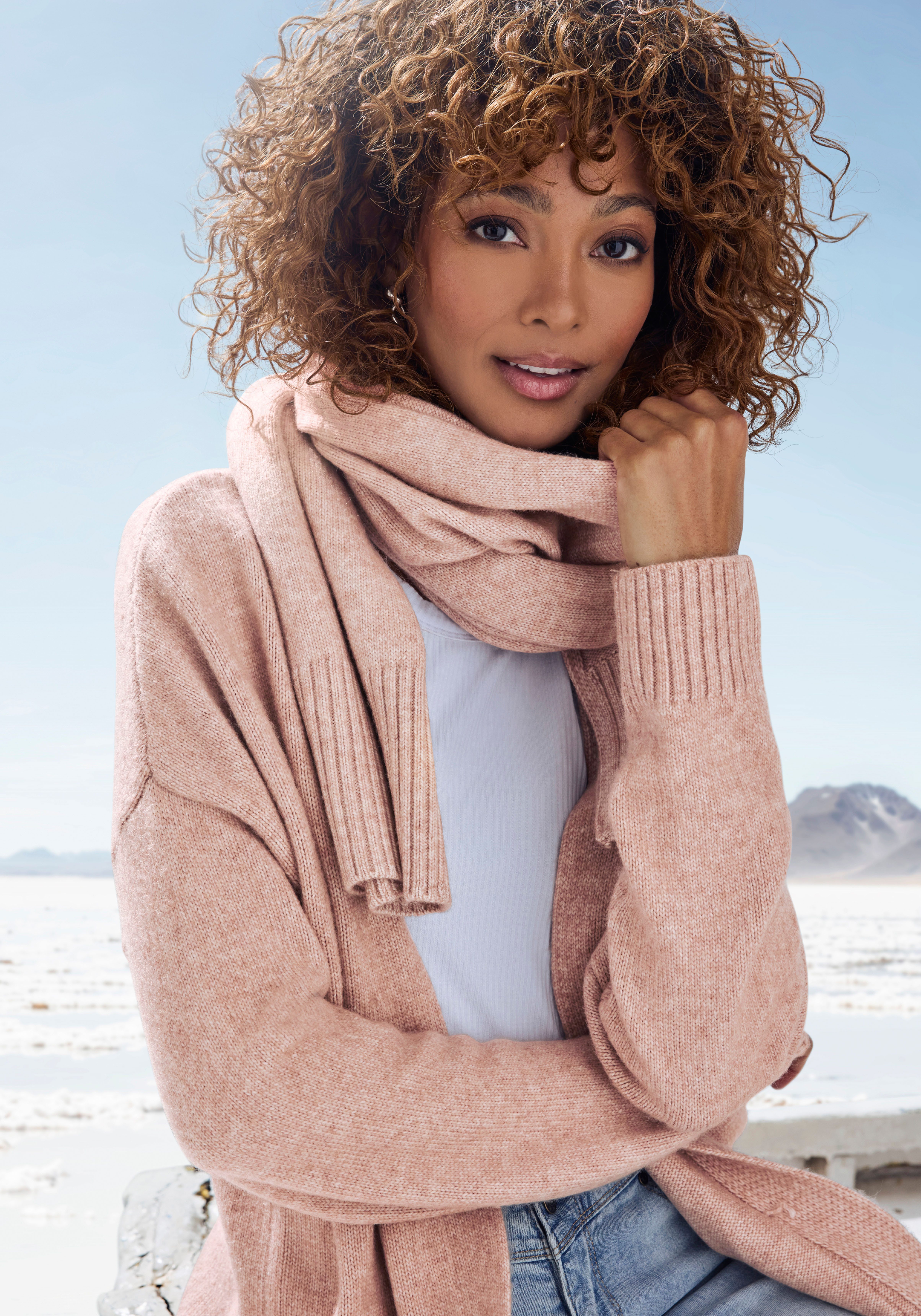 Vivance Strickjacke (Set, mit Schal) aus kuscheliger Strickqualität, Cardigan