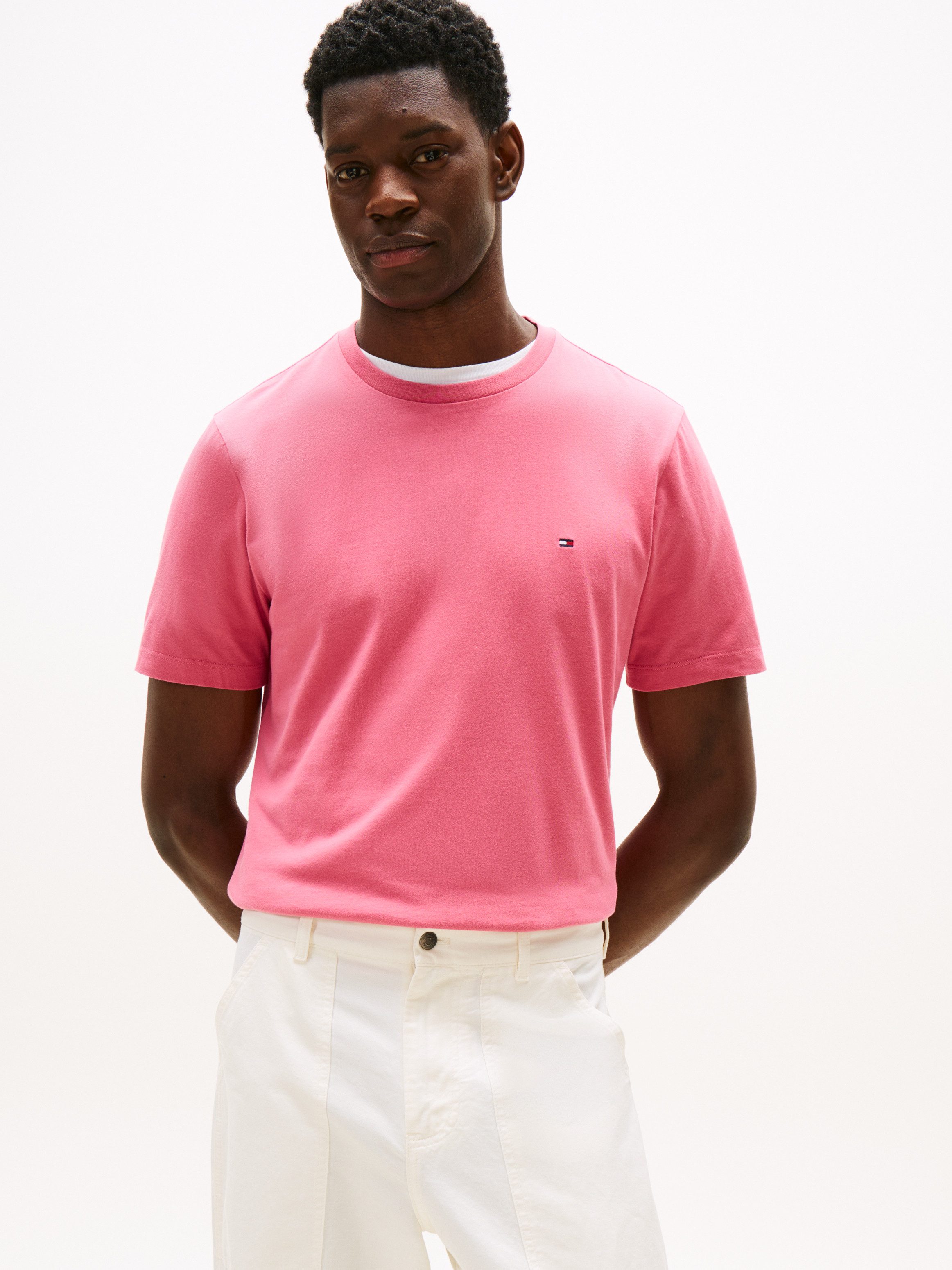 Tommy Hilfiger T-Shirt ESSENTIAL REG FIT SOLID TEE mit Stickerei und Rundha günstig online kaufen