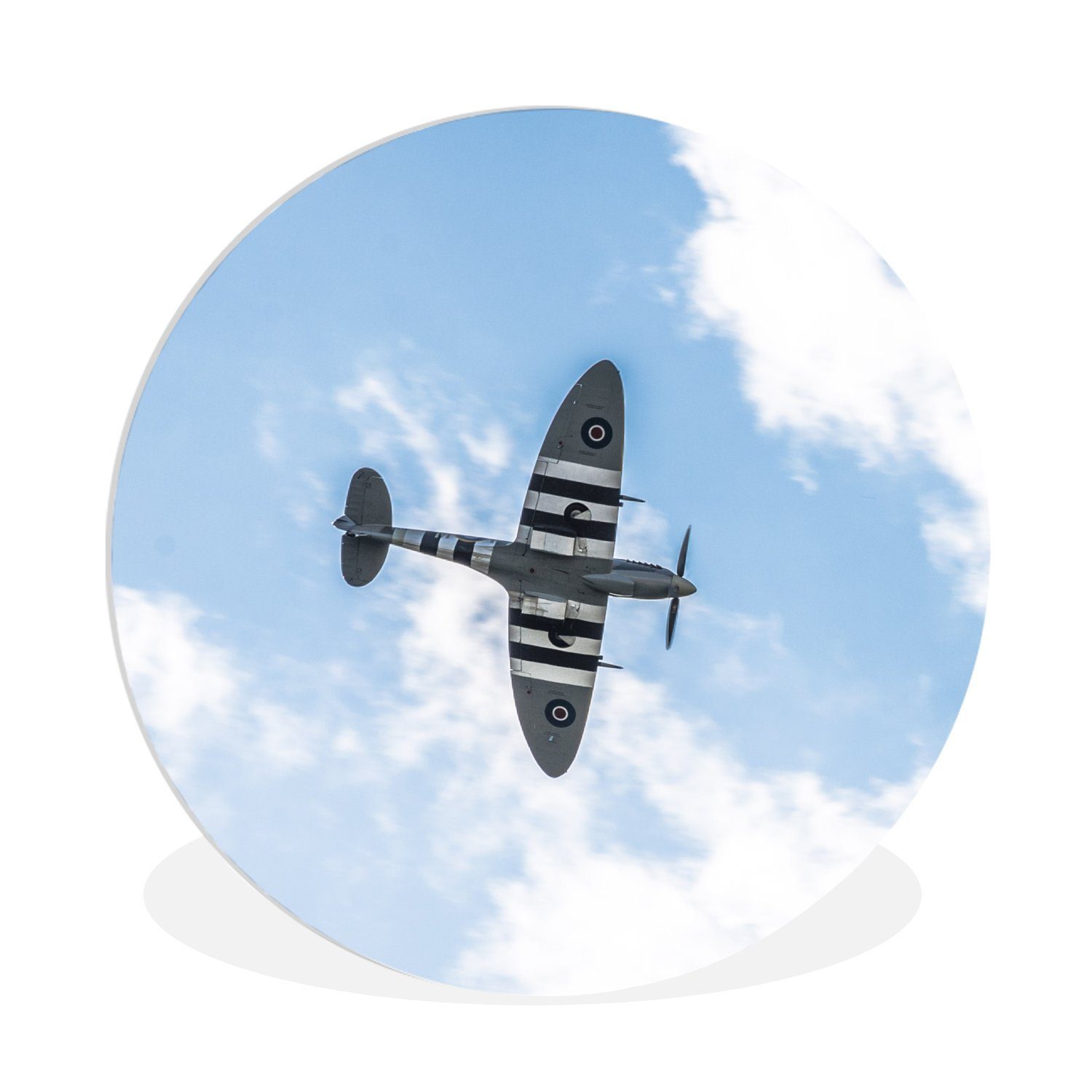 30x30 von Wandbild, einem Himmel, unten Ein Gemälde Wanddekoration Kreis Spitfire-Flugzeug St), Wohnzimmer, Rundes Forex, cm bewölkten in MuchoWow (1