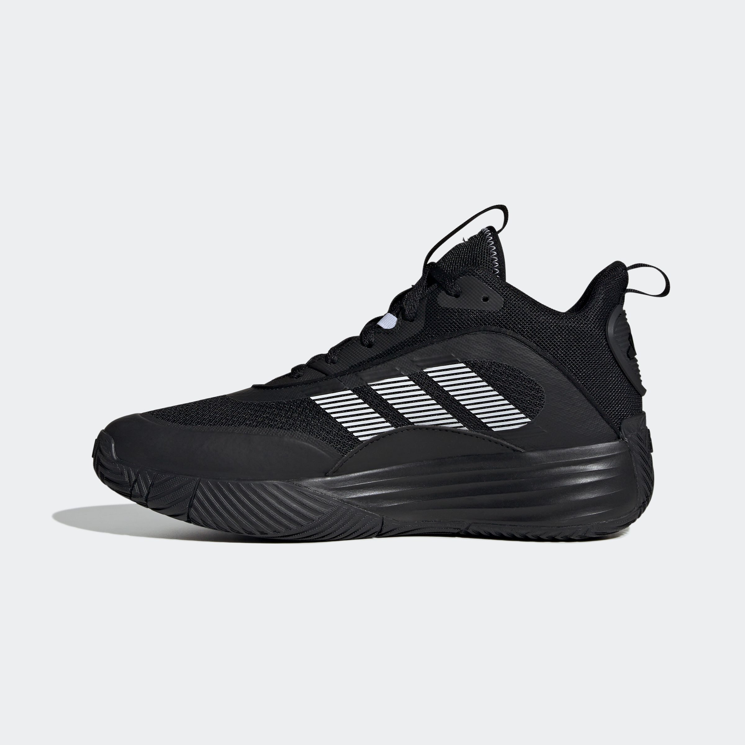 adidas Sportswear OWN THE GAME 3 Basketballschuh