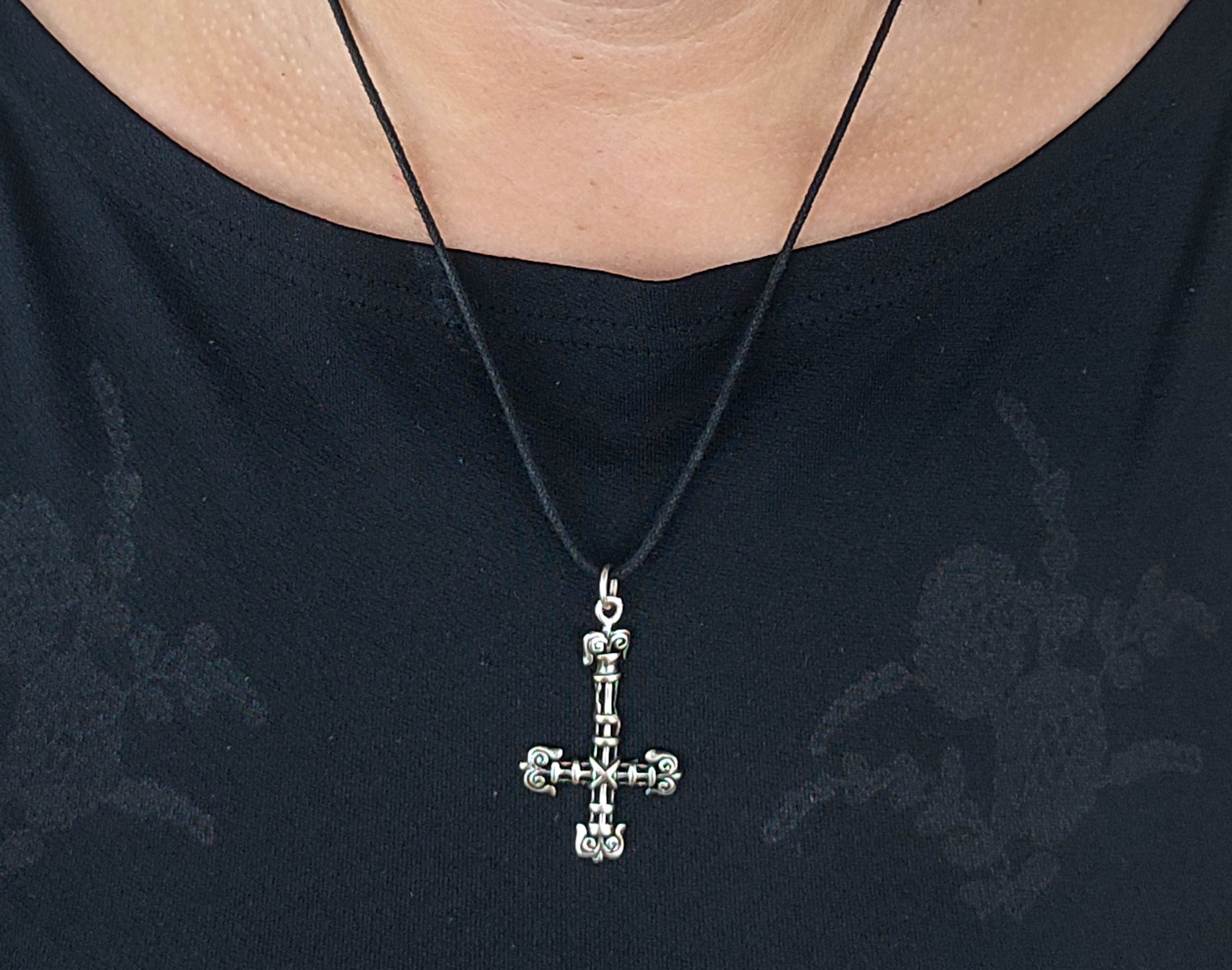 Kiss of Leather Kettenanhänger umgedrehtes Kreuz Satan Teufel 925 Silber Sterling umgekehrtes