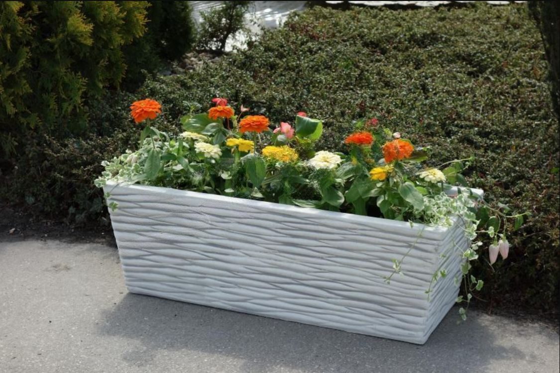 JVmoebel Dekovase Blumenkübel Pflanz Kübel Figur Blumentöpfe Garten Vasen Gefäss, Made in Europa