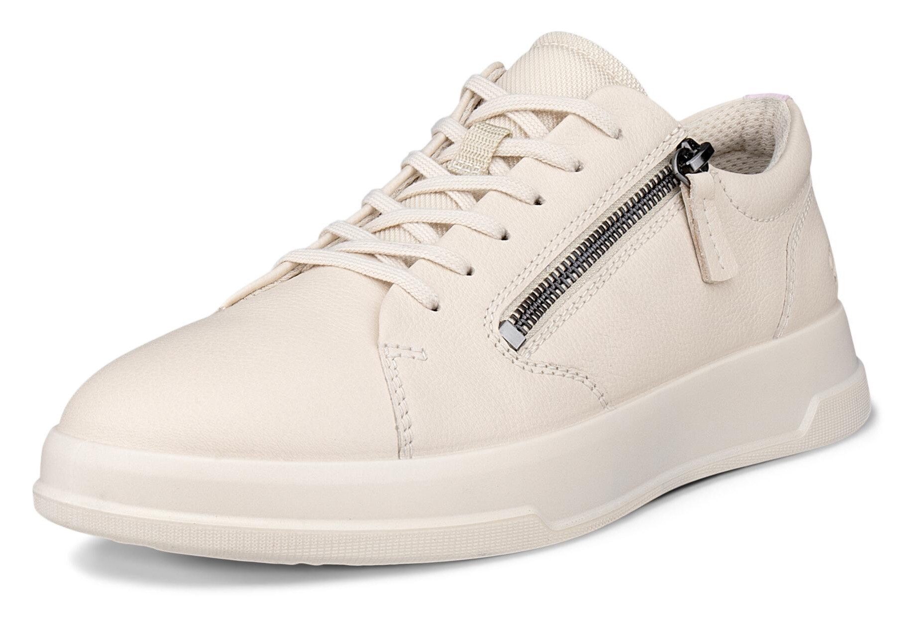 Move W Sneaker