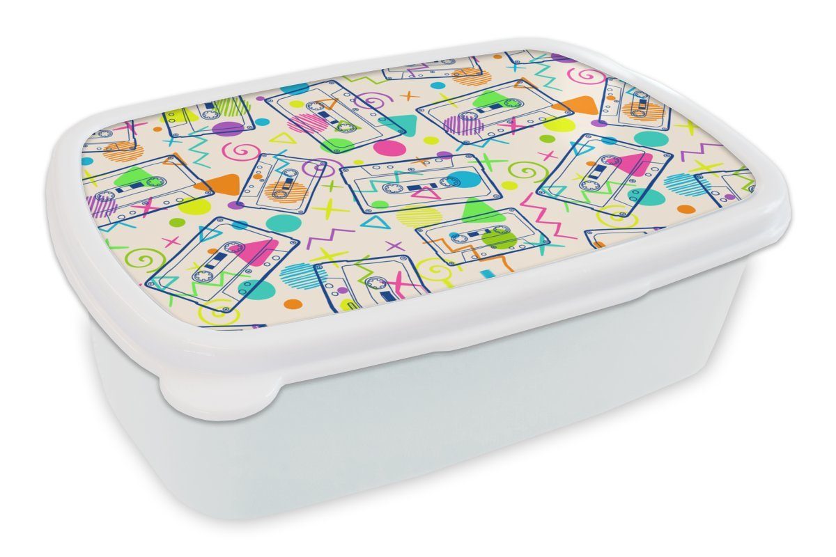 MuchoWow Lunchbox Muster - Retro - Kassette - 1980er Jahre, Kunststoff, (2-tlg), Brotbox für Kinder und Erwachsene, Brotdose, für Jungs und Mädchen weiß
