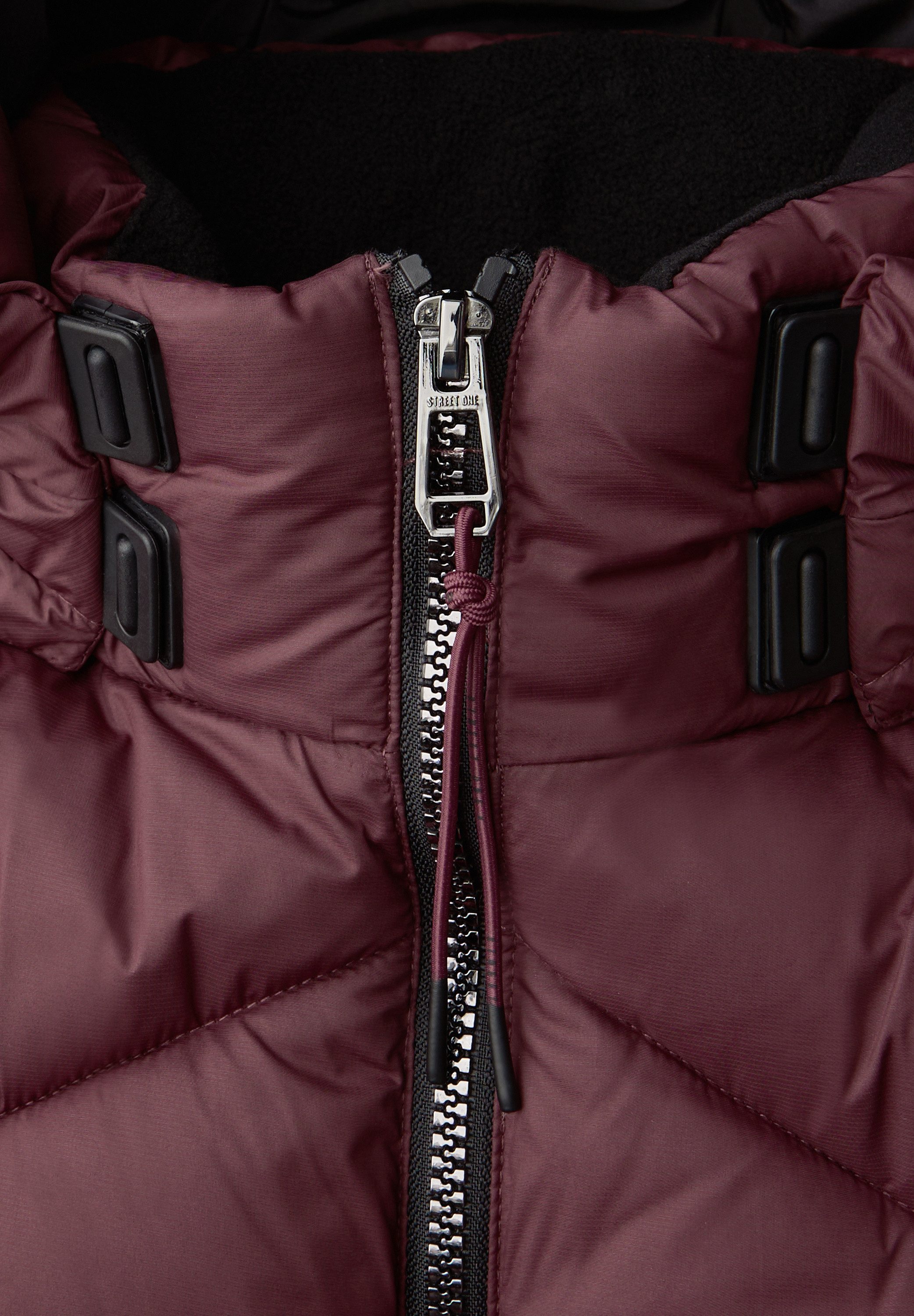 STREET ONE Steppjacke mit Kapuze mit Tunnelzugband