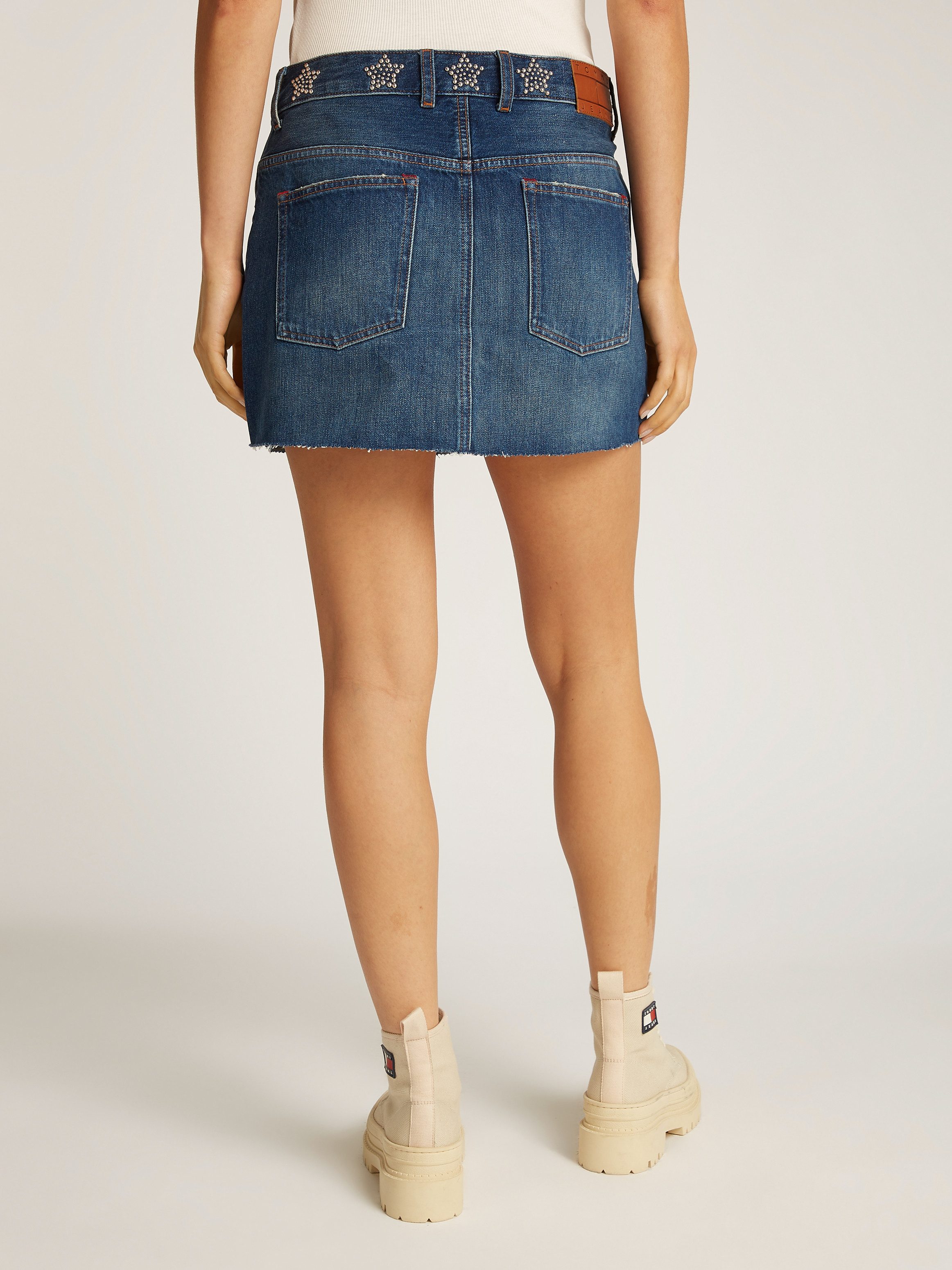 Tommy Jeans Jeansrock STUDDED DENIM MINI SKIRT AI9057 mit Strass-Details günstig online kaufen