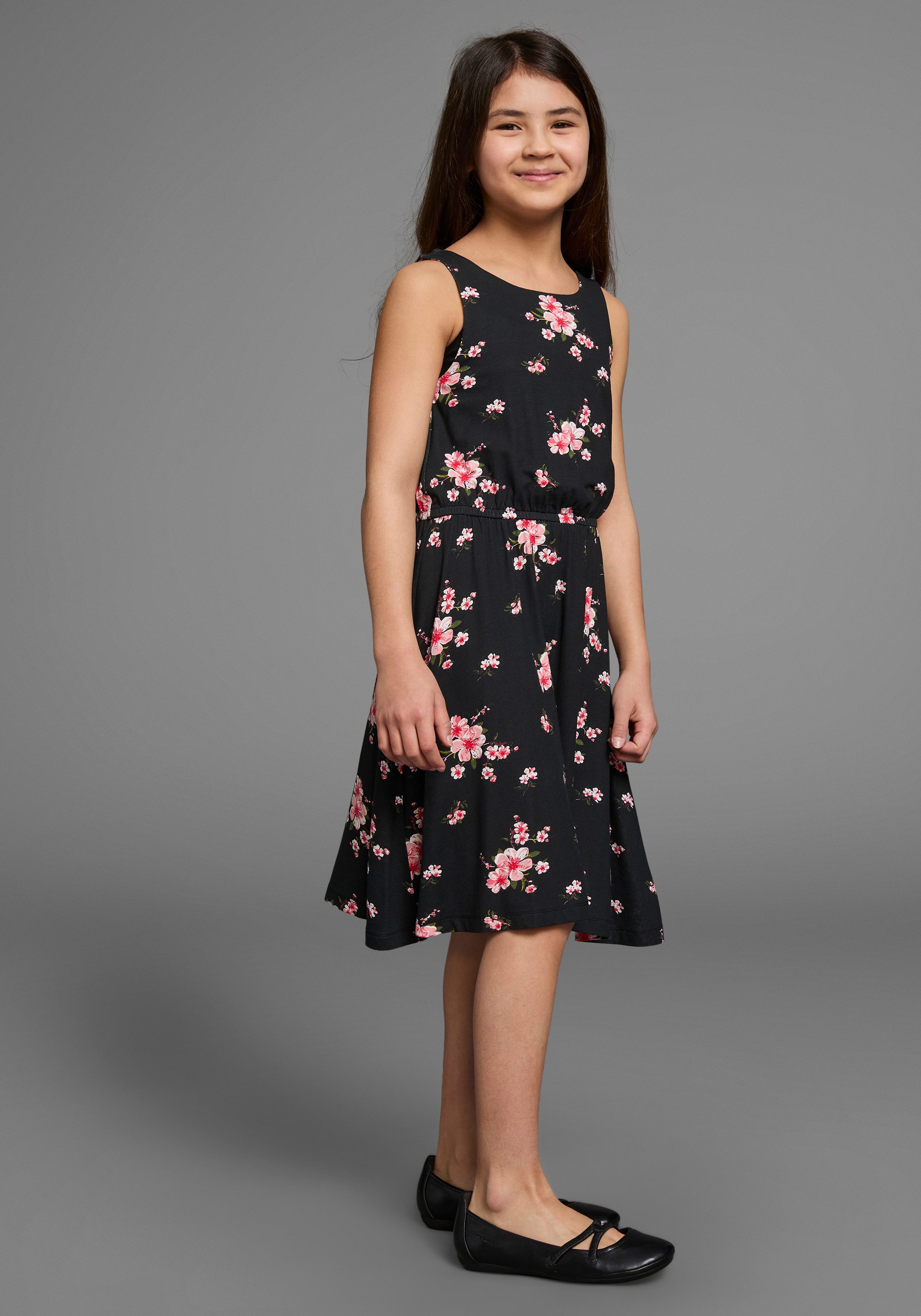 KIDSWORLD Jerseykleid für Mädchen sommerlich, kniefrei, floral, aus Viskosemischung, ärmellos – Bild 4 von 5