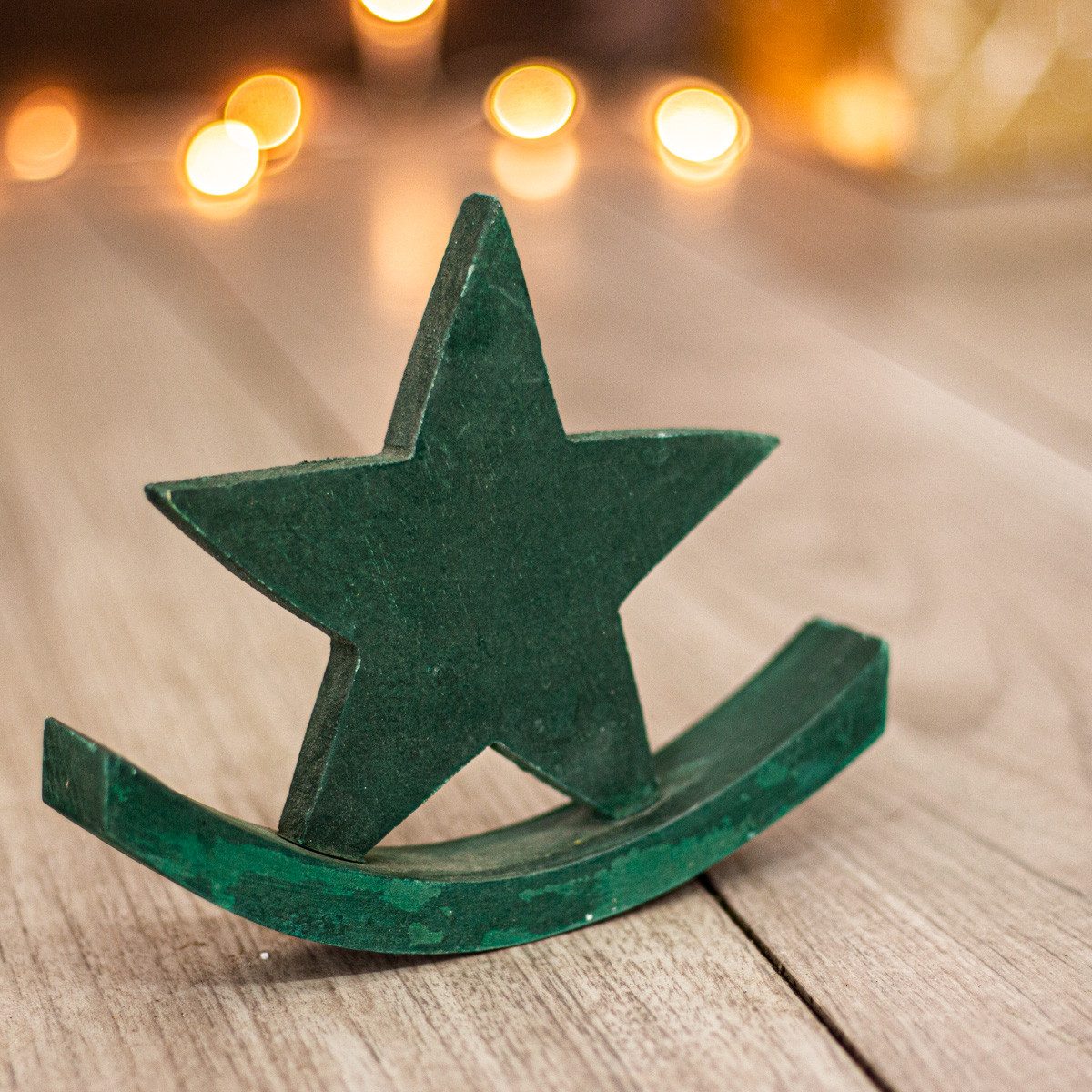 Weihnachtsfigur Skulptur, Grün, Stern, Holz, Wippe